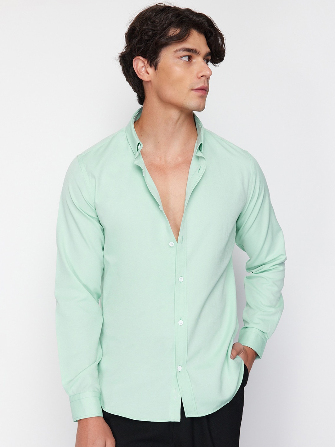 

Trendyol Button-Down Collar Long Sleeves Casual Shirt, Green