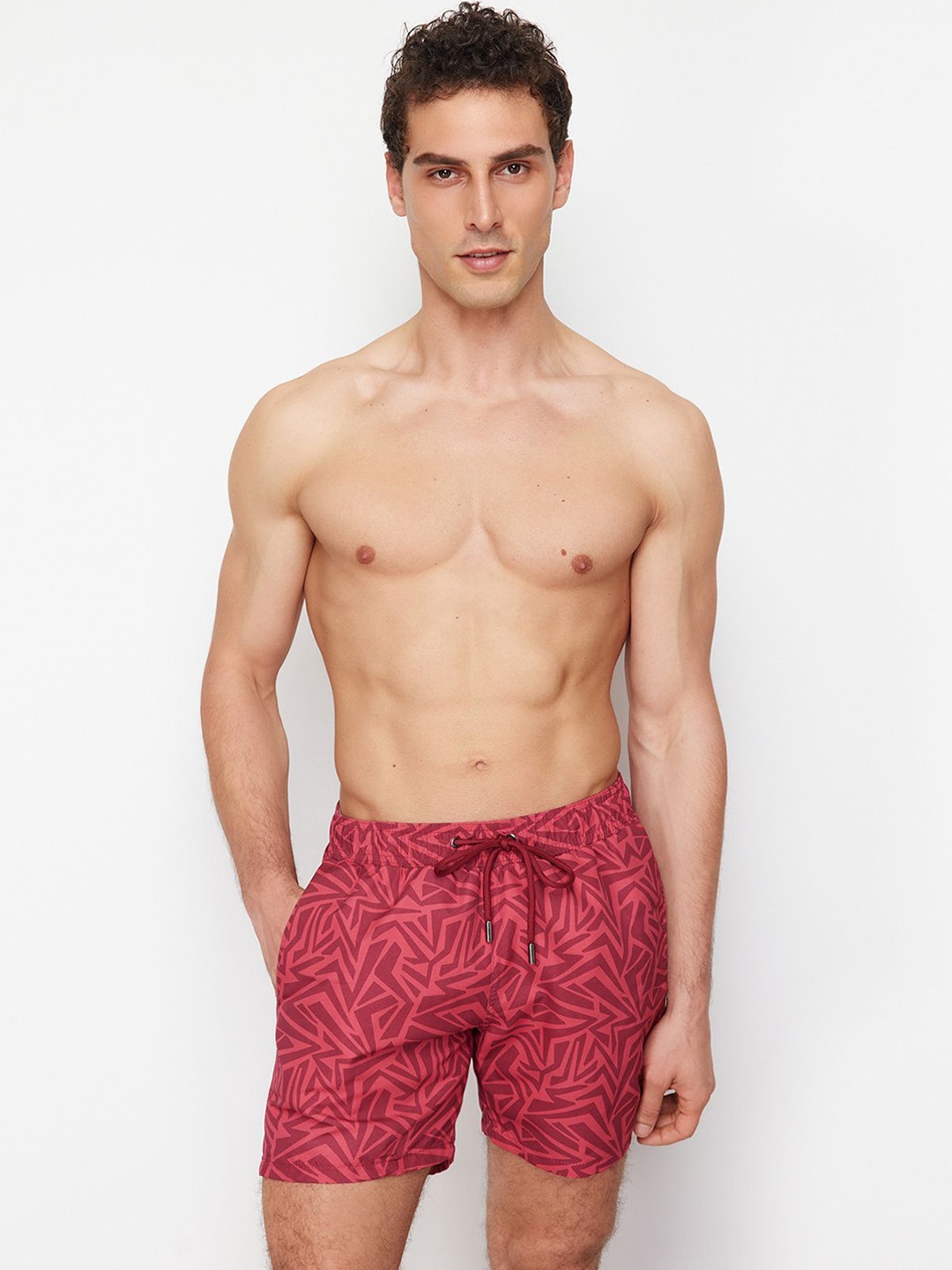 

Trendyol Men Floral Printed Sports Shorts, Maroon