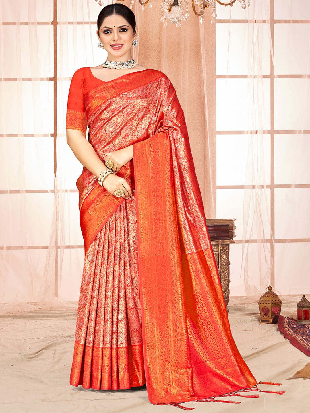 

SANGAM PRINTS Woven Design Zari Tussar Saree, Red