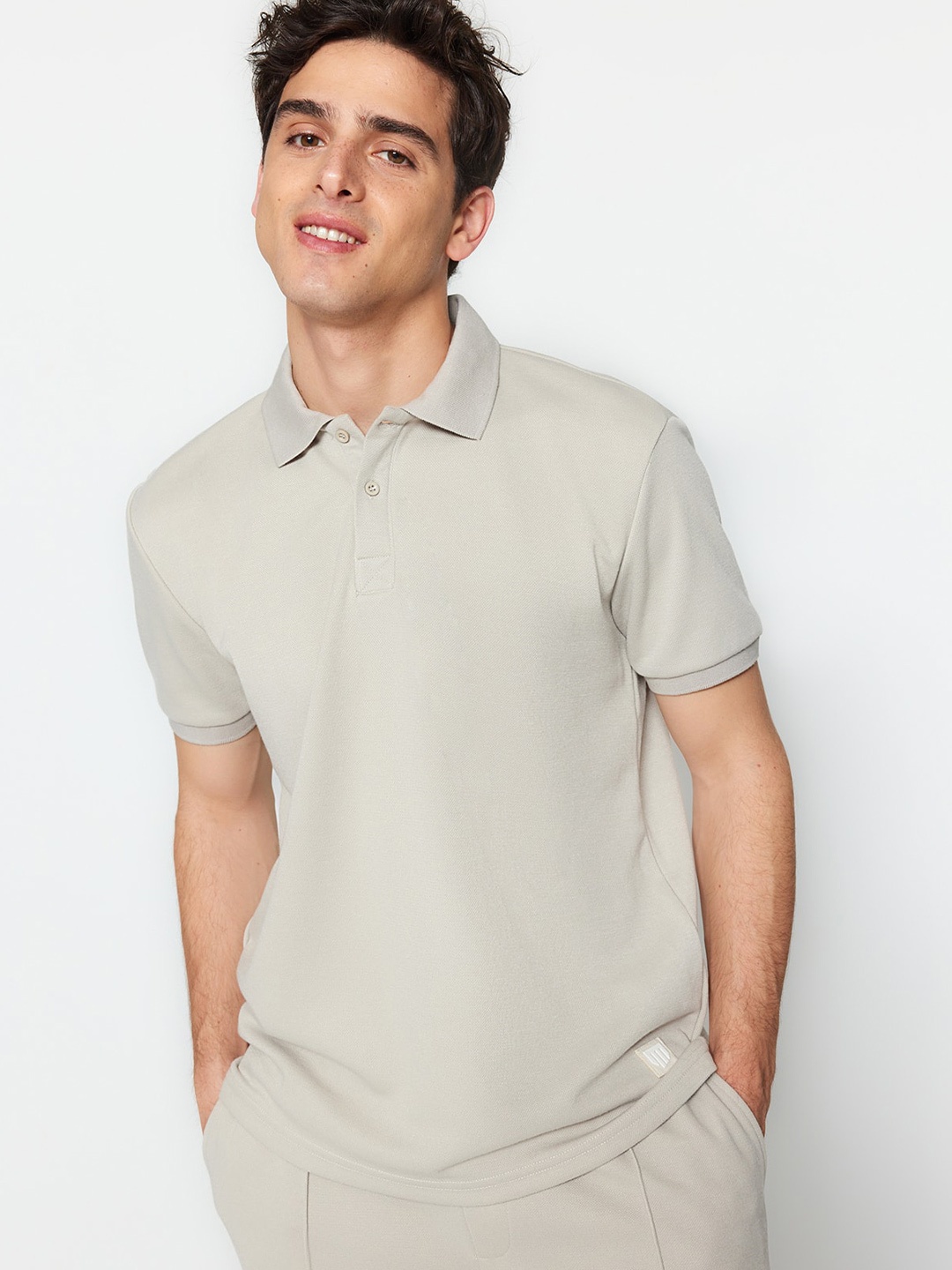 

Trendyol Polo Collar Short Sleeves T-shirt, Grey
