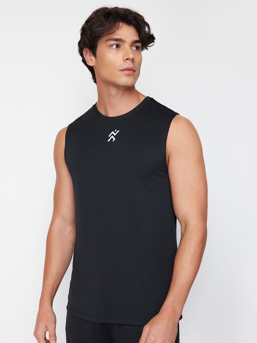 

Trendyol Round Neck T-shirt, Na