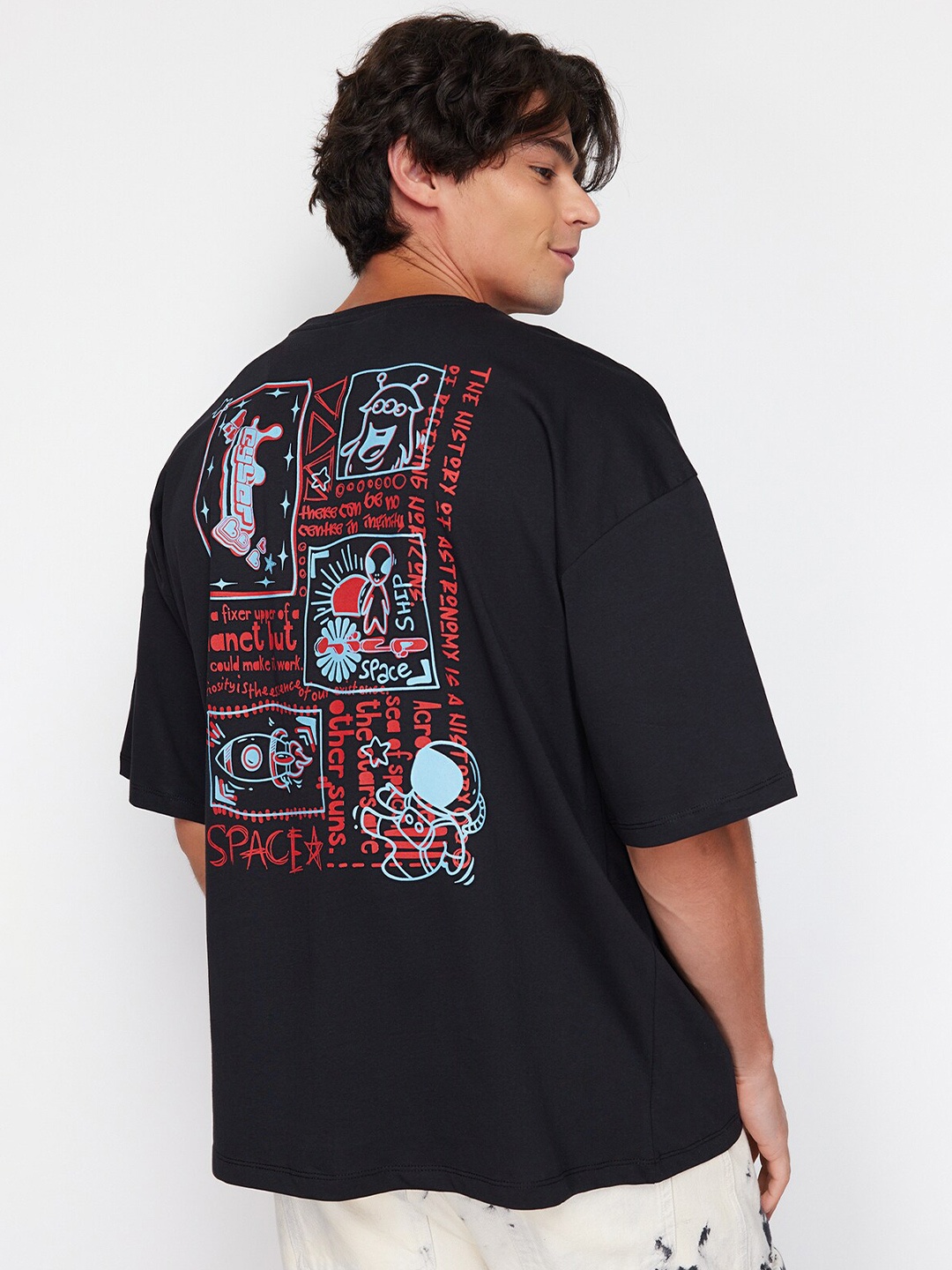 

Trendyol Typography Printed Round Neck Cotton T-shirt, Black