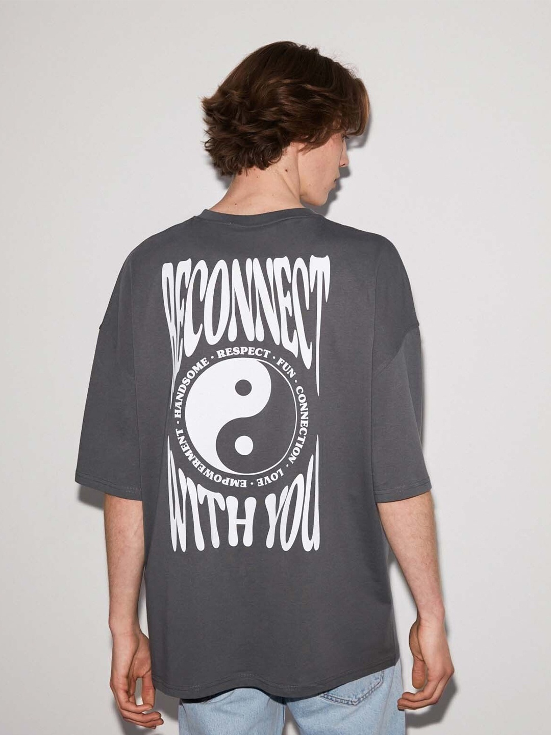 

GRIMELANGE Men Typography Printed Round Neck Oversized T-shirt, Grey