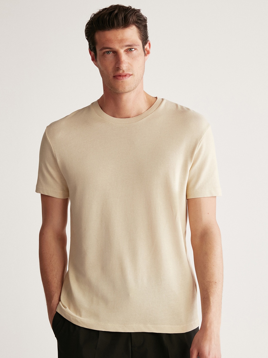 

GRIMELANGE Men Round Neck Solid T-shirt, Beige