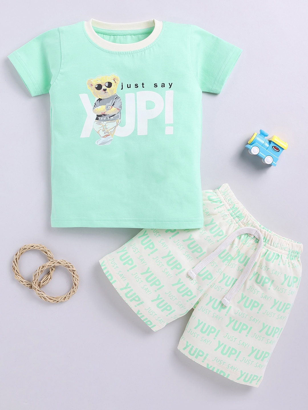 

SmartRAHO Boys Printed T-shirt with Shorts, Green