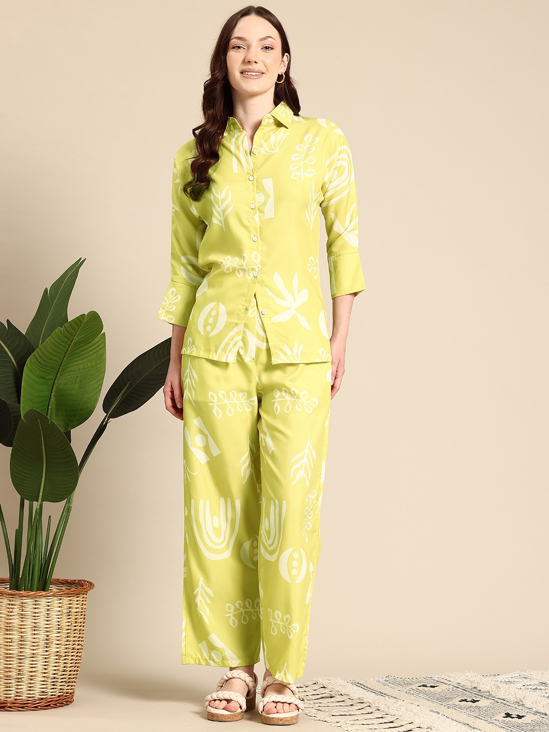 

Mast & Harbour Printed Shirt With Palazzos, Lime green