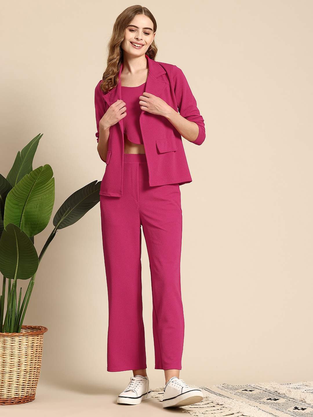 

Mast & Harbour Top & Trousers With Jacket, Pink