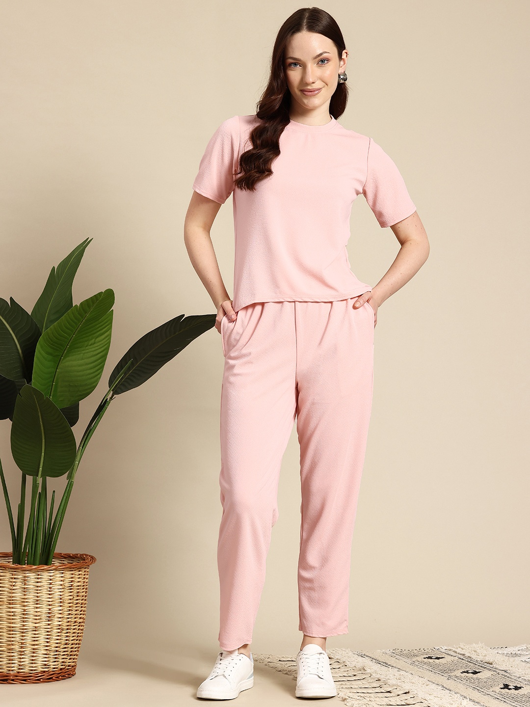 

Mast & Harbour T-shirt With Trousers, Pink