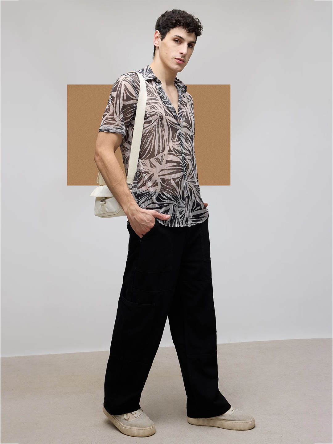 

FREAKINS Abstract Spread Collar Printed Casual Shirt, Black