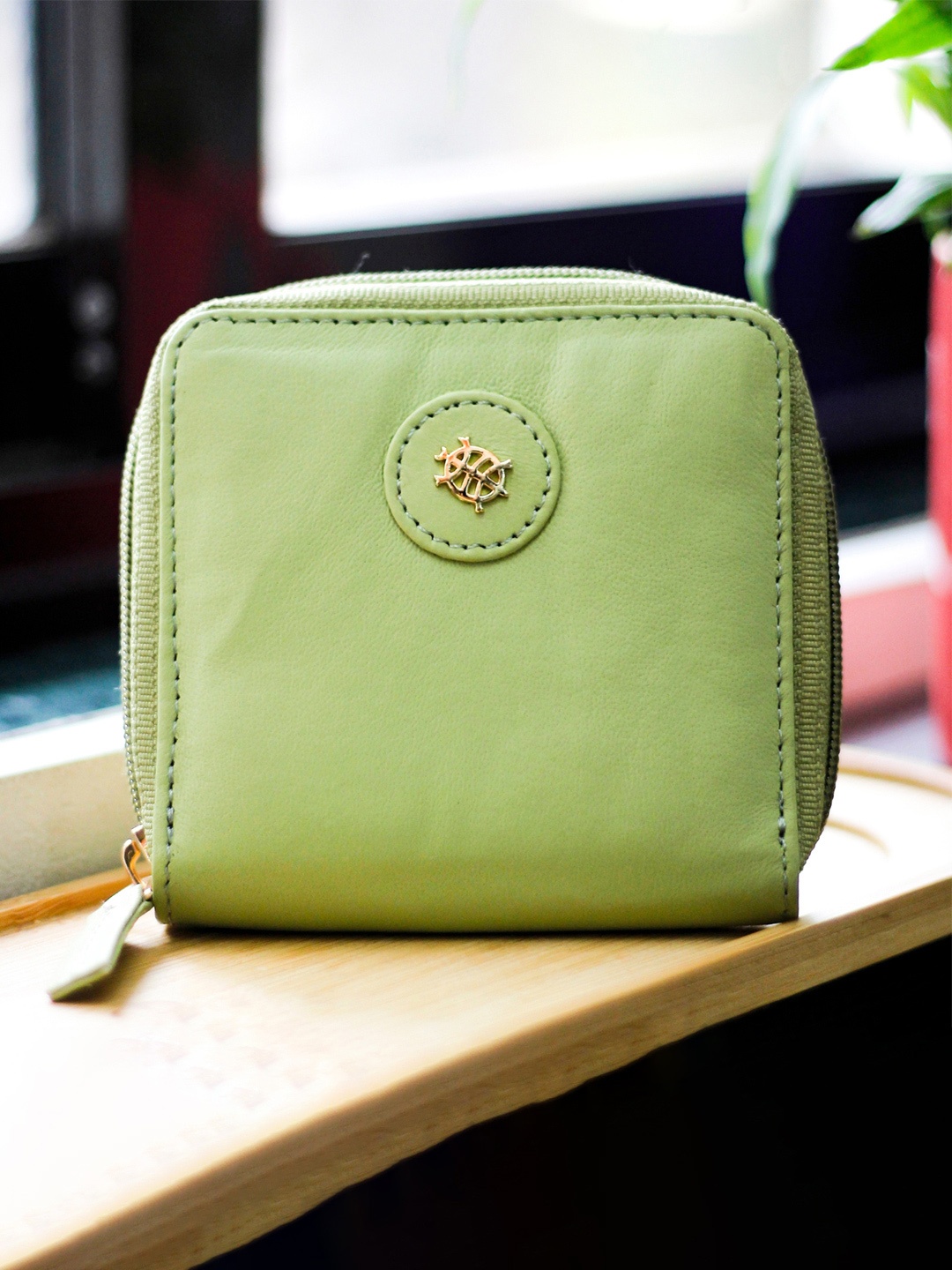 

Tortoise Women Genuine Leather Wallet, Green