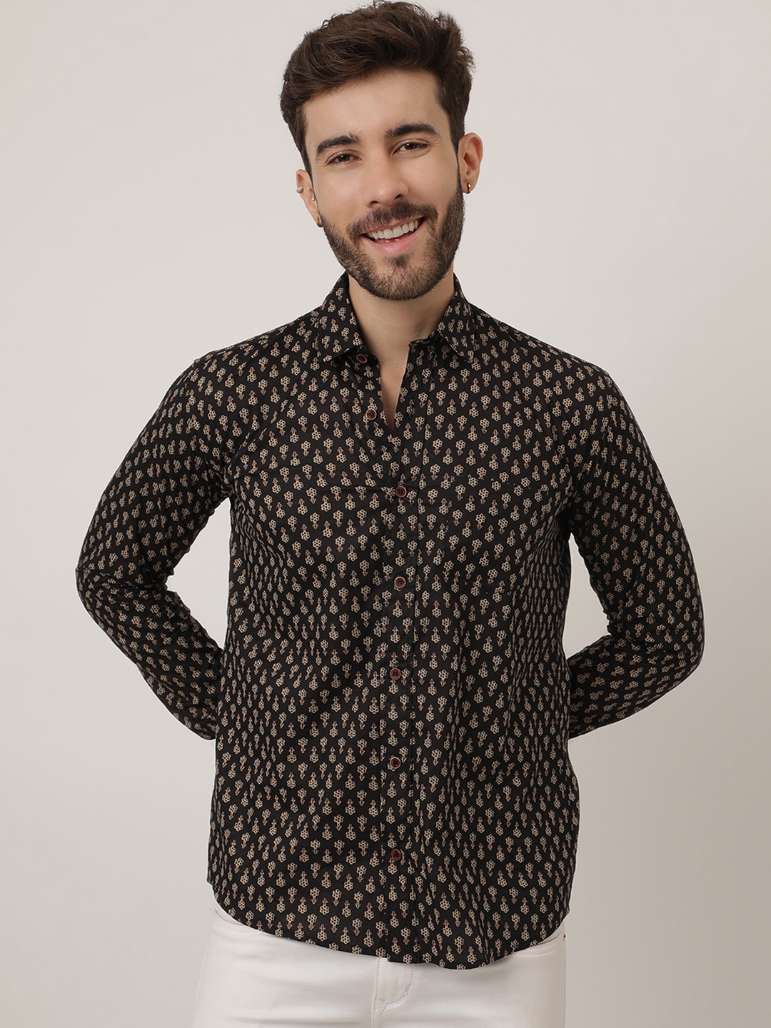 

SPS Relaxed Ethnic Motifs Printed Spread Collar Cotton Casual Shirt, Black