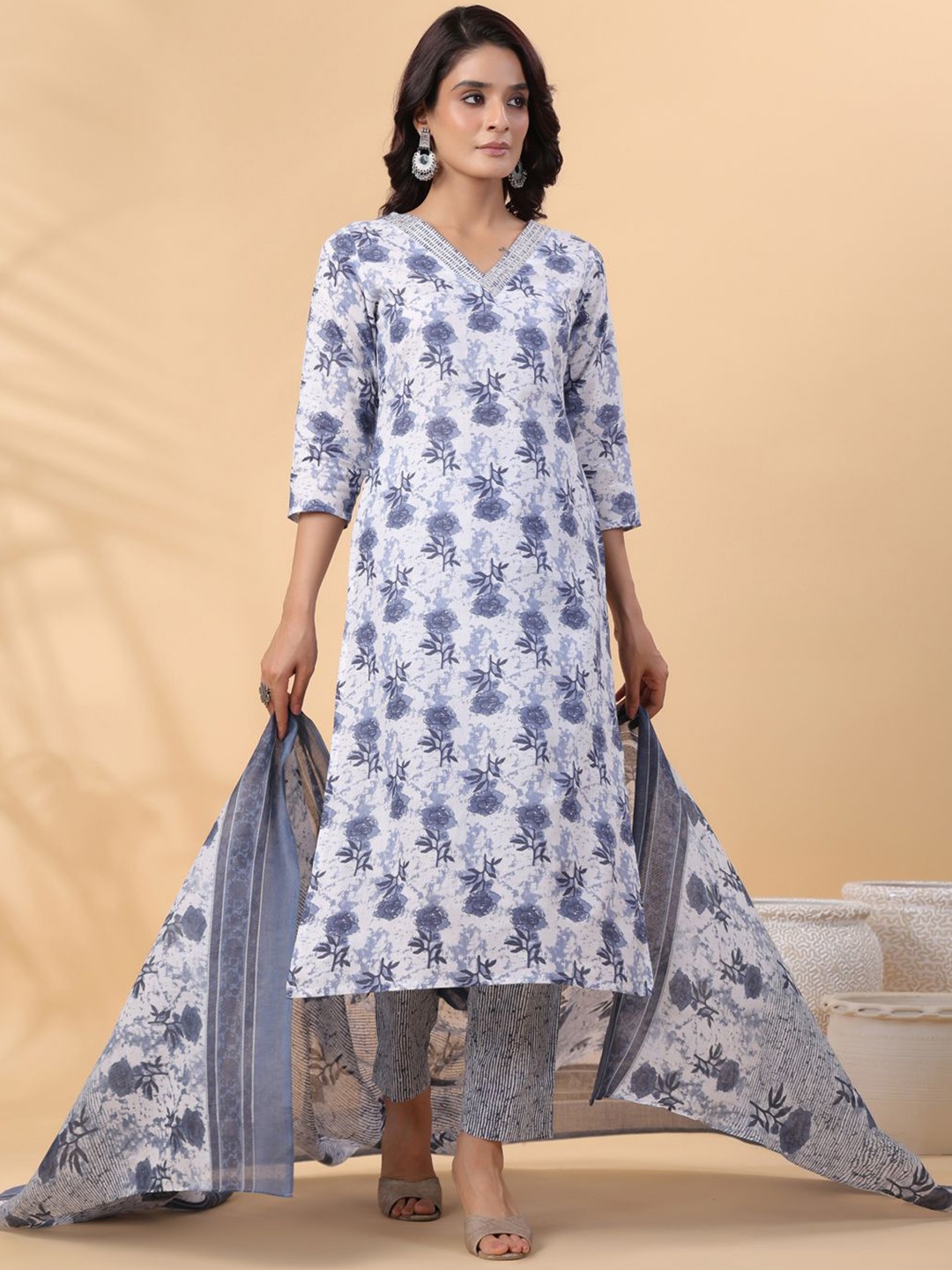 

KALINI Floral Printed V-Neck Three-Quarter Sleeves Pure Cotton Kurta Set, White