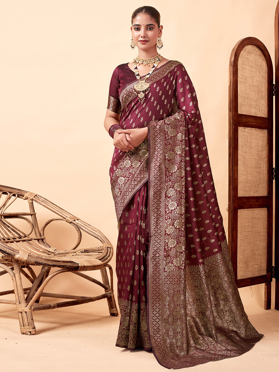 

KALINI Ethnic Motifs Zari Banarasi Saree, Maroon