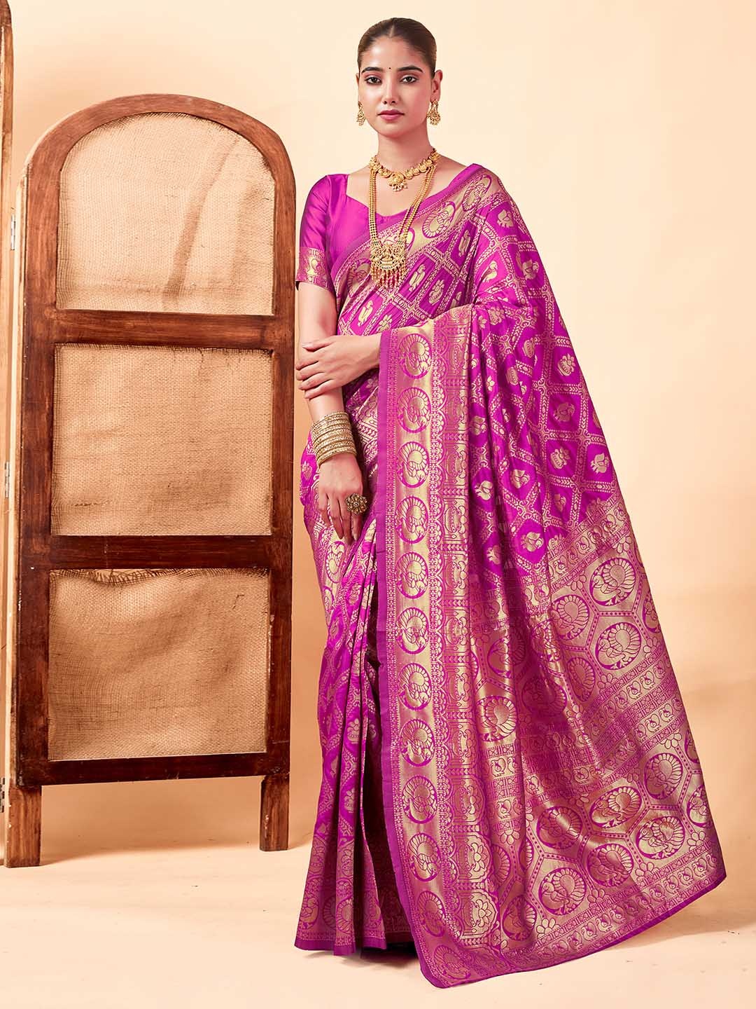 

KALINI Woven Design Zari Banarasi Saree, Pink