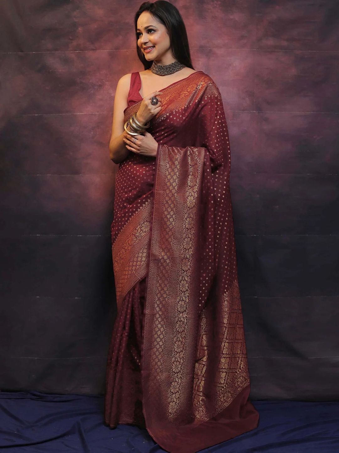 

KALINI Woven Design Zari Banarasi Saree, Maroon