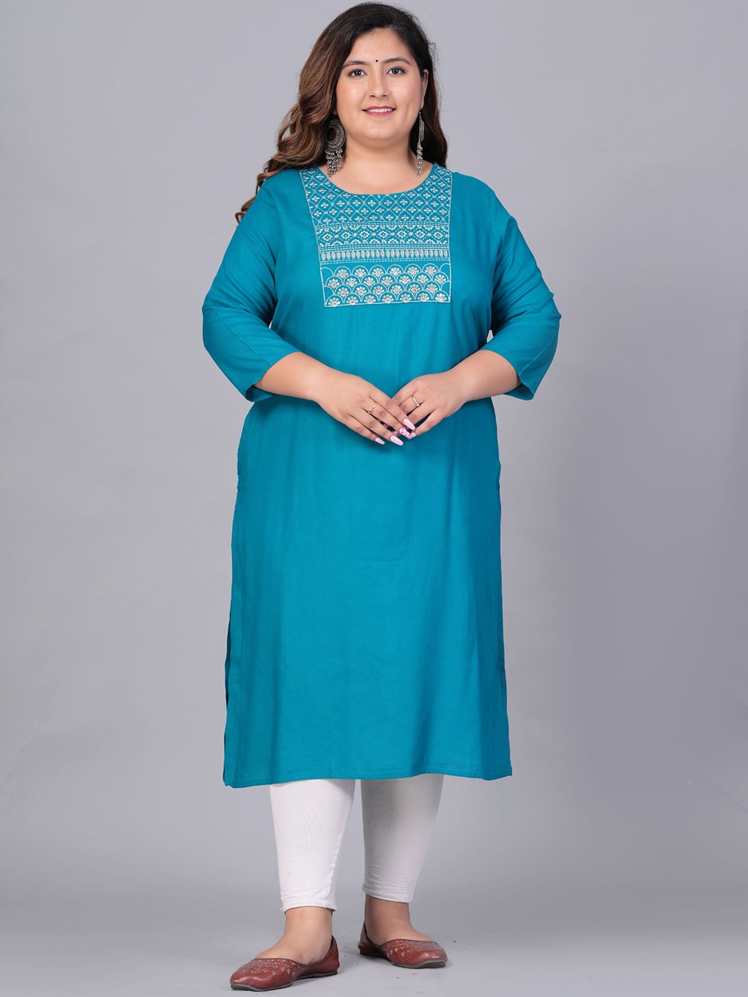 

Sztori Women Yoke Design Mirror Work Kurta, Turquoise blue