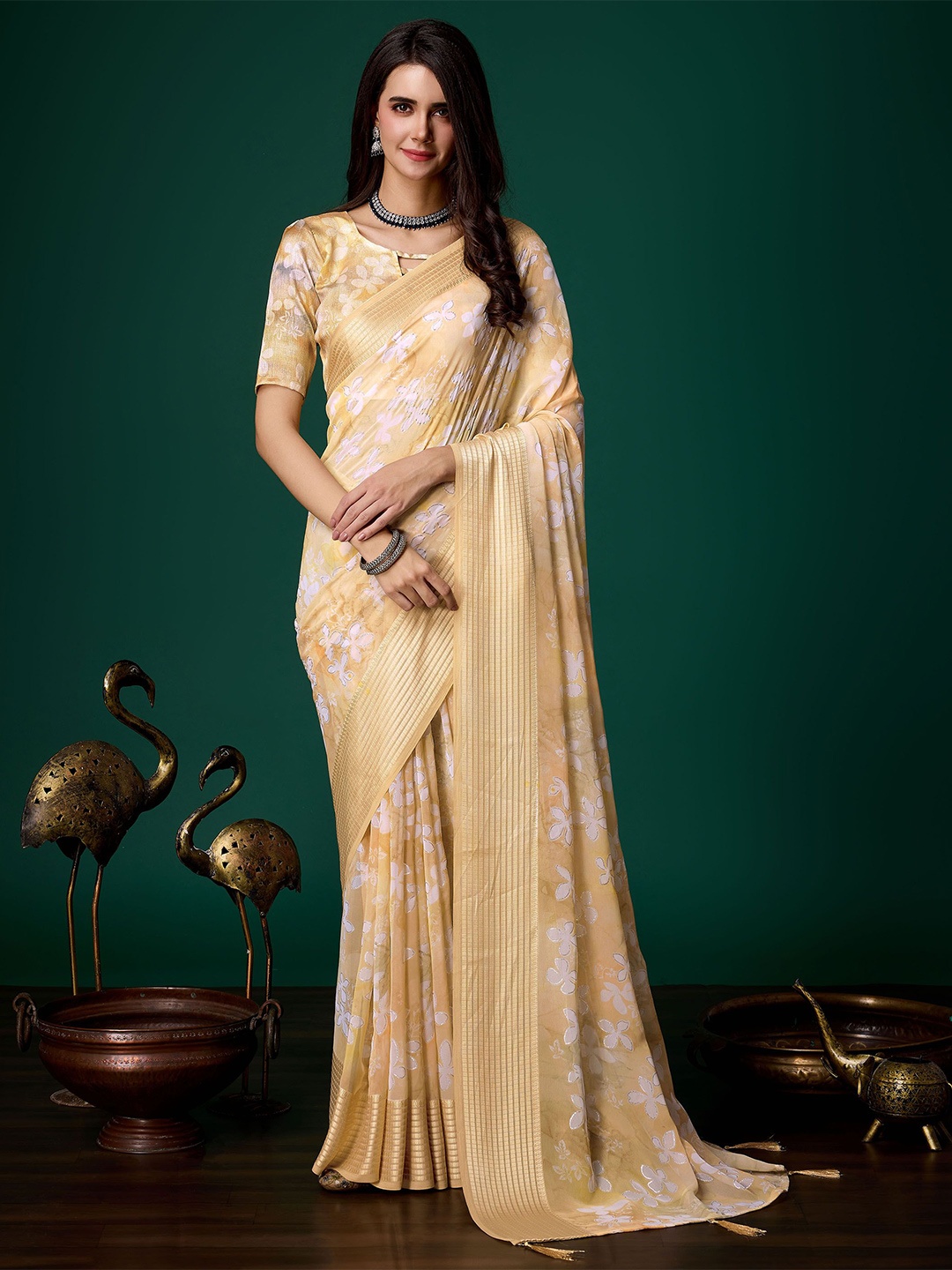 

Mitera Floral Pure Georgette Saree, Yellow