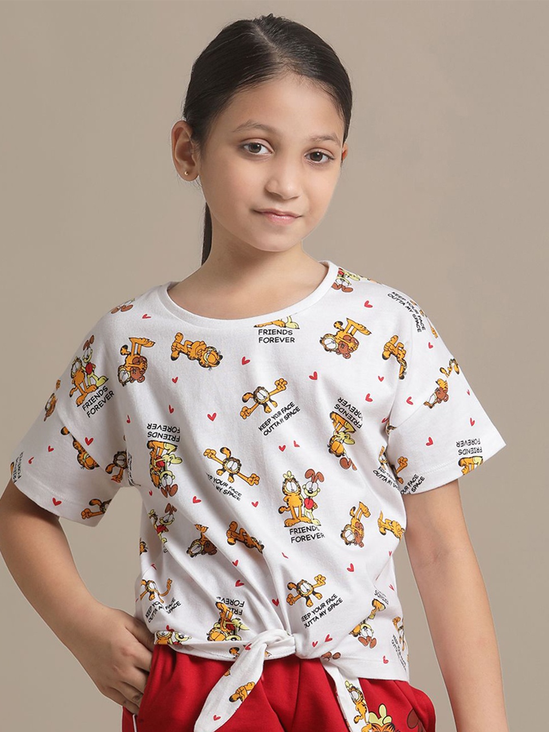 

Kids Ville Girls Garfield Printed Pure Cotton Relaxed Fit Tshirts, White