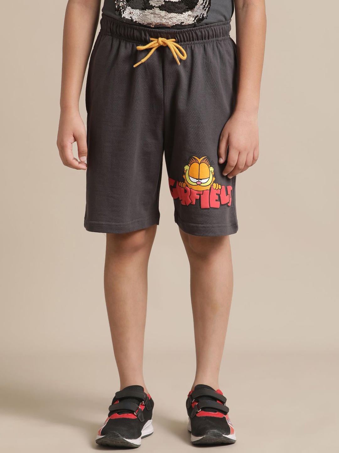 

Kids Ville Boys Garfield Printed Mid-Rise Casual Shorts, Grey