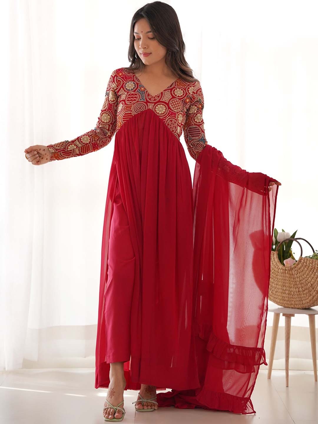 

NIZA FASHION Floral Embroidered Regular Thread Work Anarkali Kurta with Trousers & Dupatta, Maroon