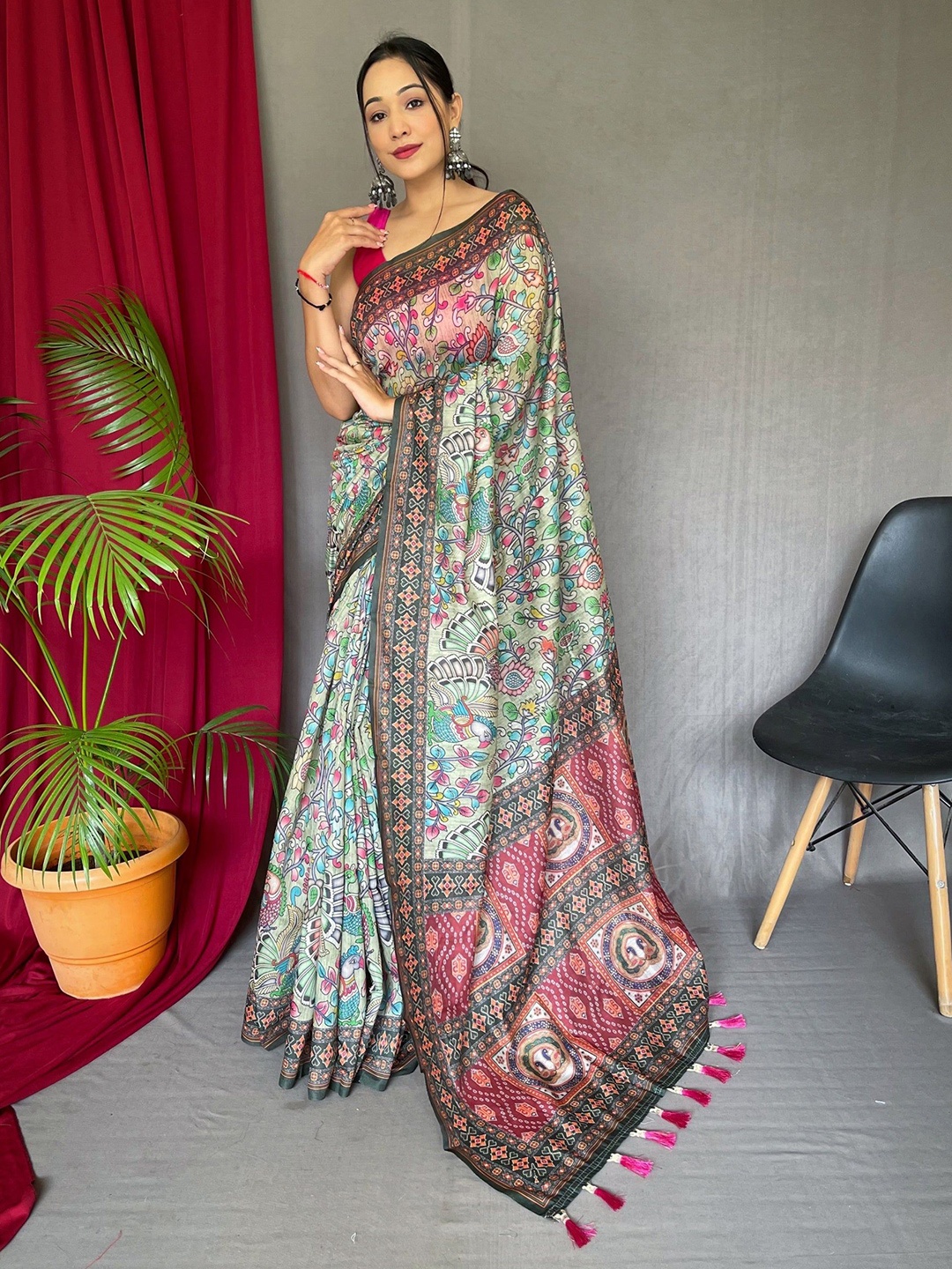 

MySilkLove Kalamkari Bandhani Saree, Green