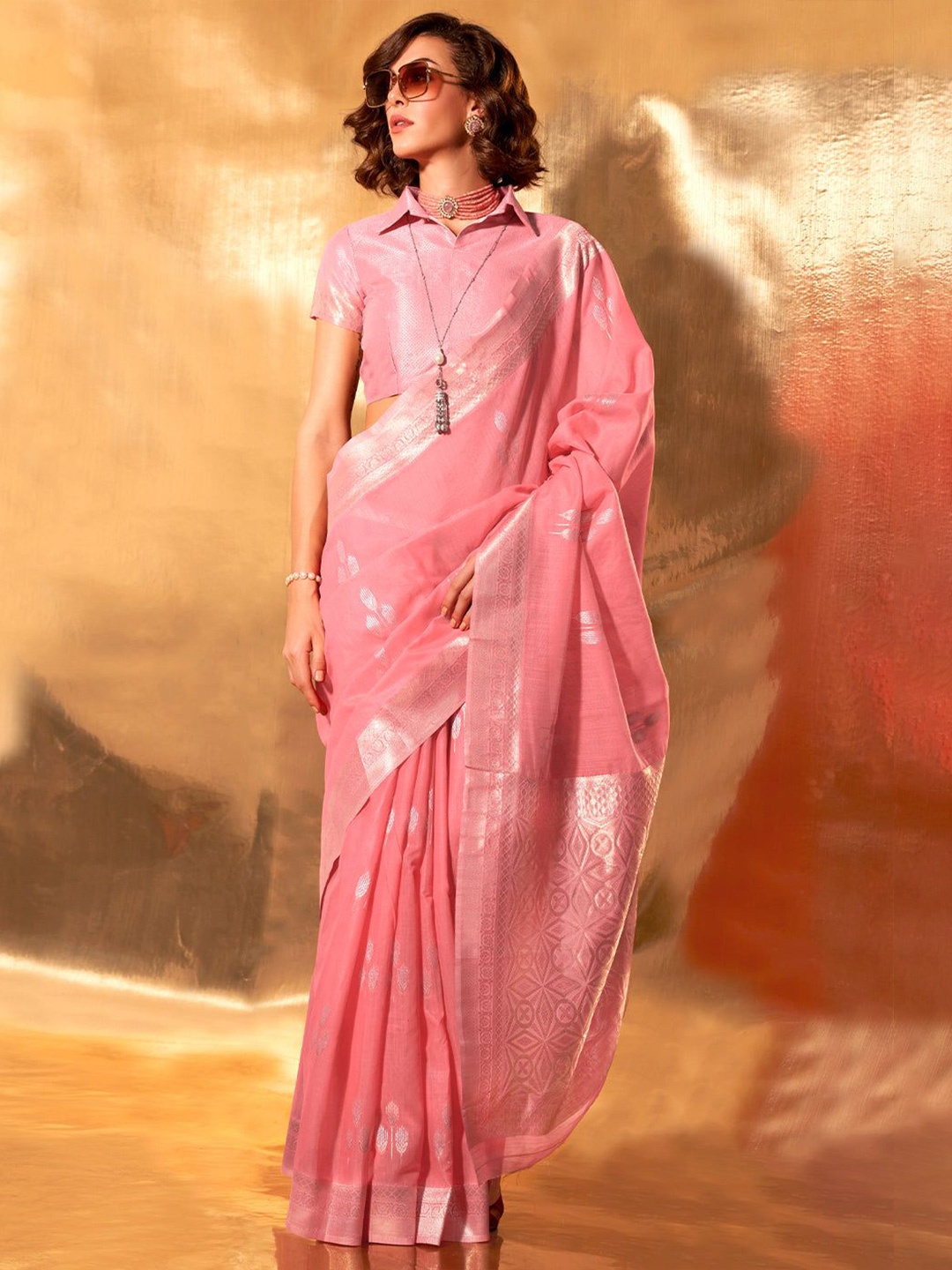 

MySilkLove Woven Design Zari Pure Linen Banarasi Saree, Pink