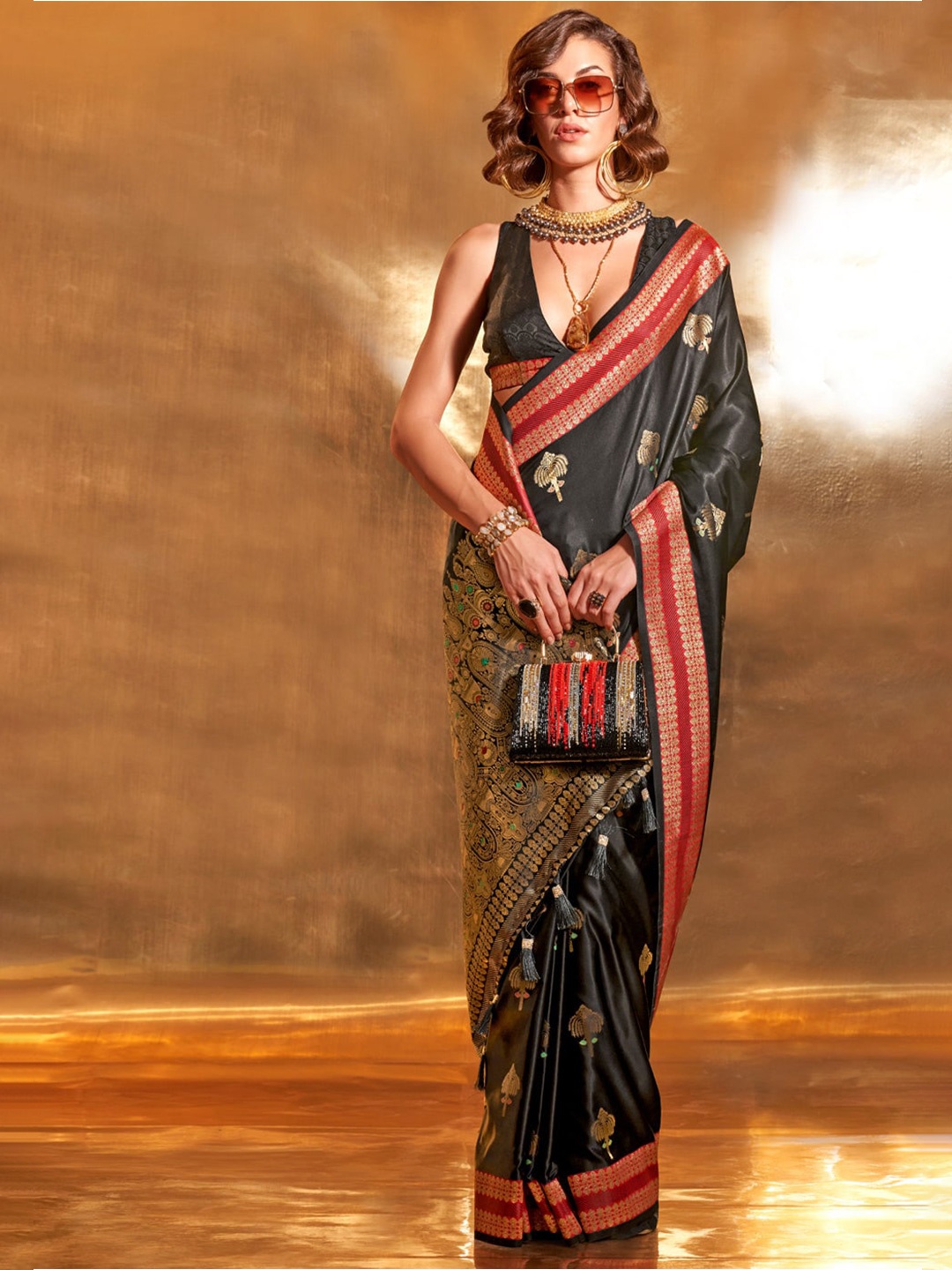 

MySilkLove Woven Design Banarasi Saree, Black