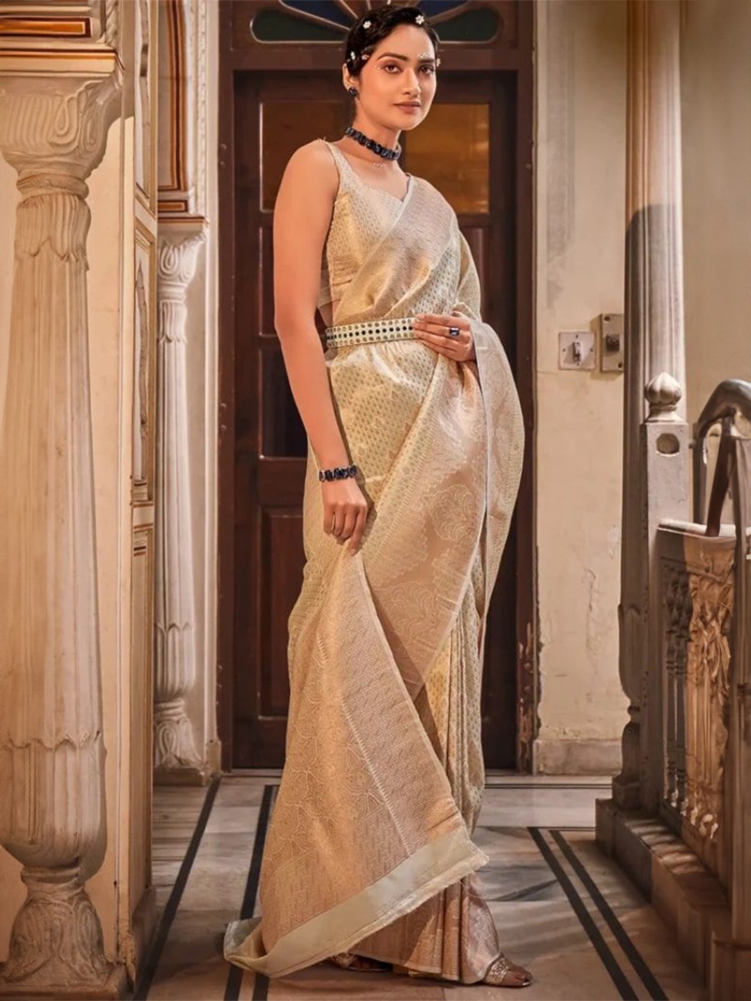 

MySilkLove Woven Design Zari Kanjeevaram Saree, Gold