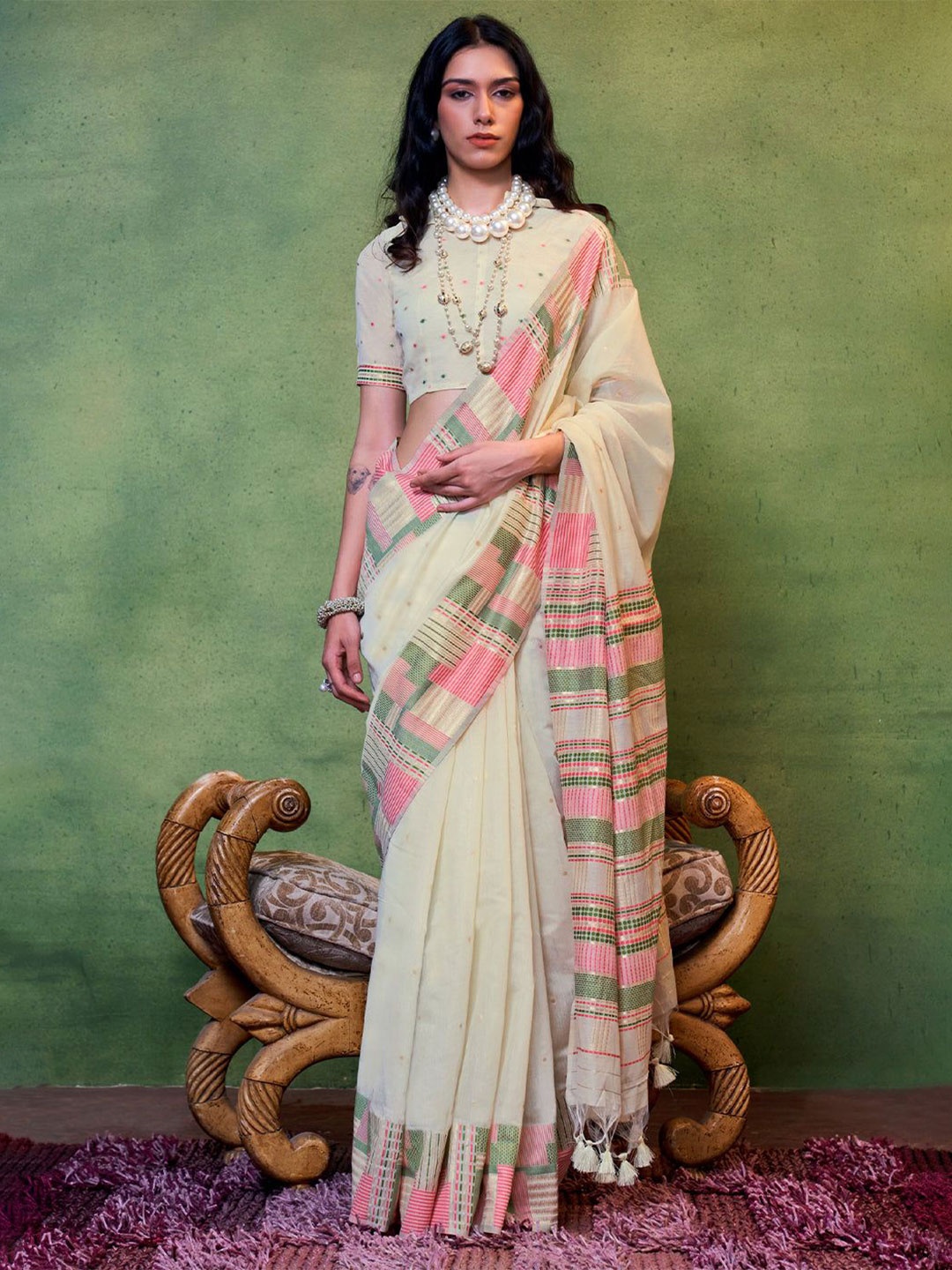 

MySilkLove Woven Design Pure Cotton Saree, Cream