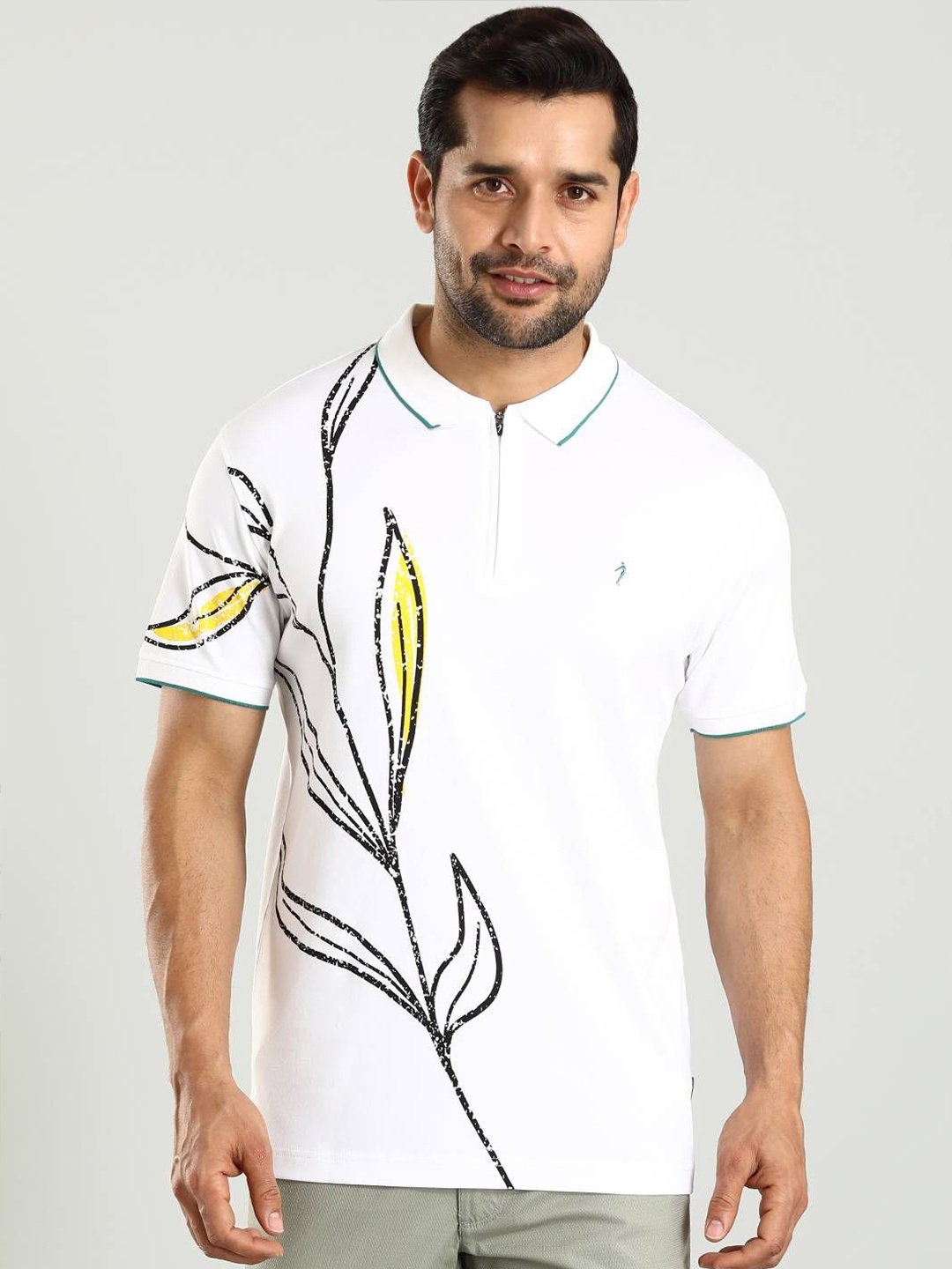 

Indian Terrain Men Printed Polo Collar Cotton T-shirt, White