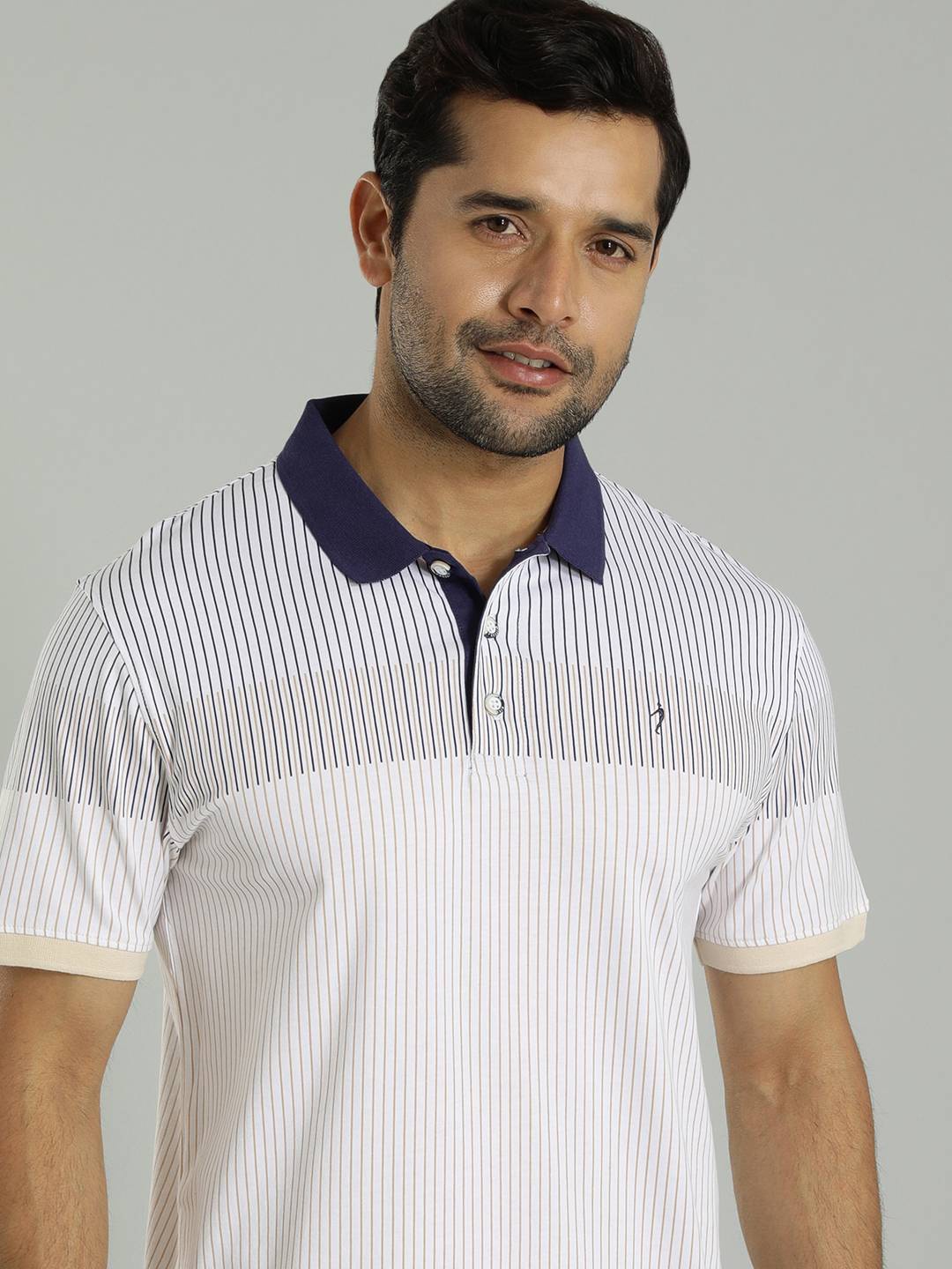 

Indian Terrain Abstract Printed Polo Collar Cotton T-shirt, White