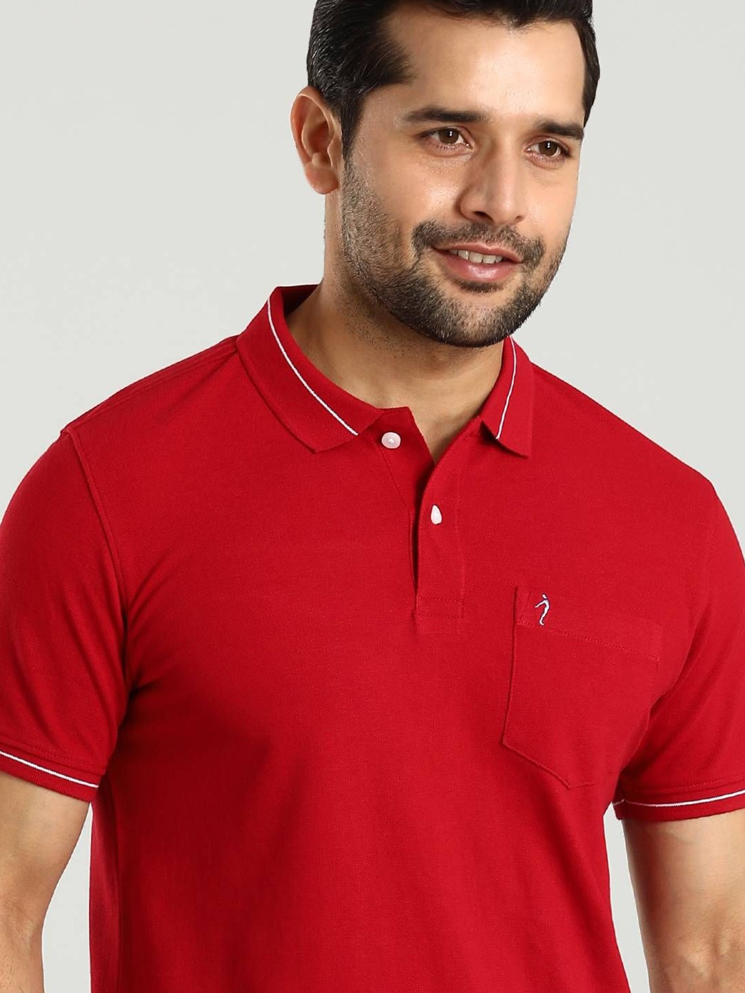 

Indian Terrain Men Polo Collar Pockets T-shirt, Red