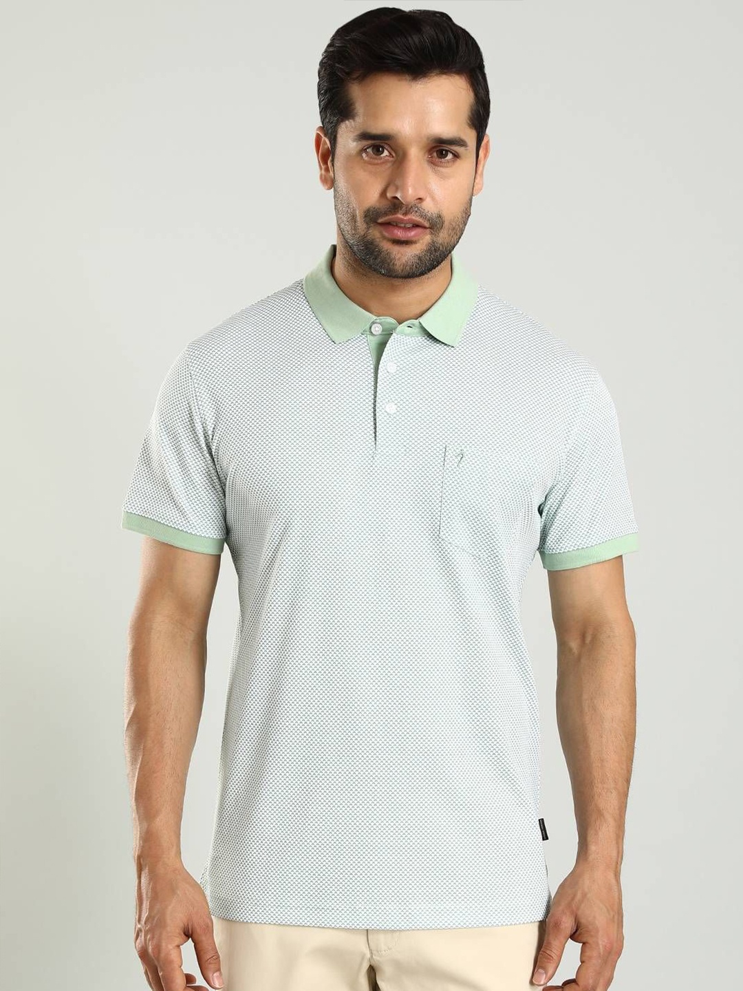 

Indian Terrain Men Polo Collar Pockets Cotton T-shirt, Green