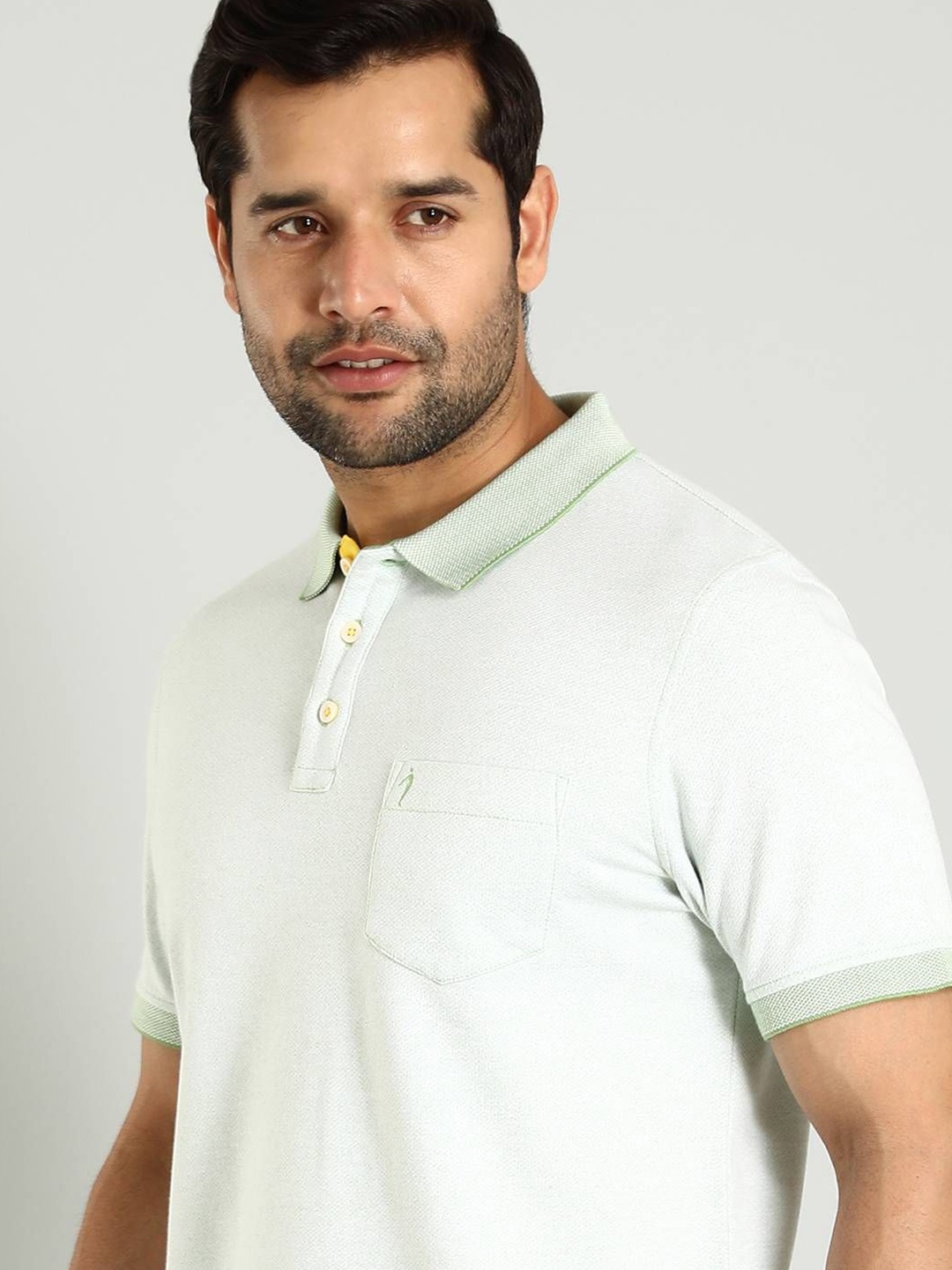 

Indian Terrain Men Polo Collar Pockets T-shirt, Green
