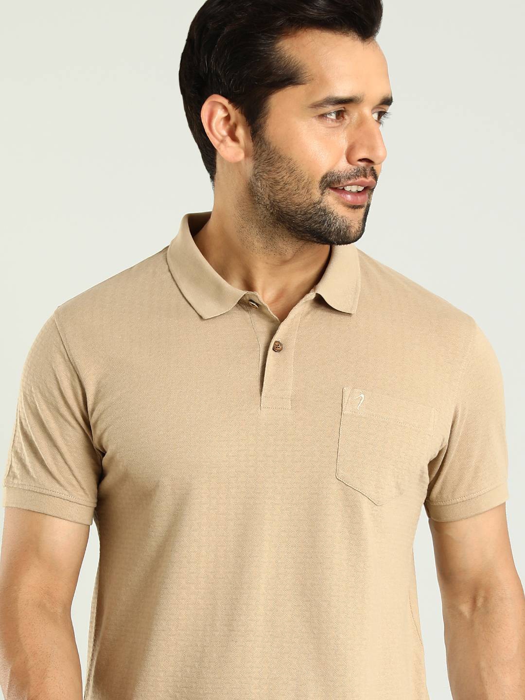 

Indian Terrain Men Polo Collar Pockets T-shirt, Brown