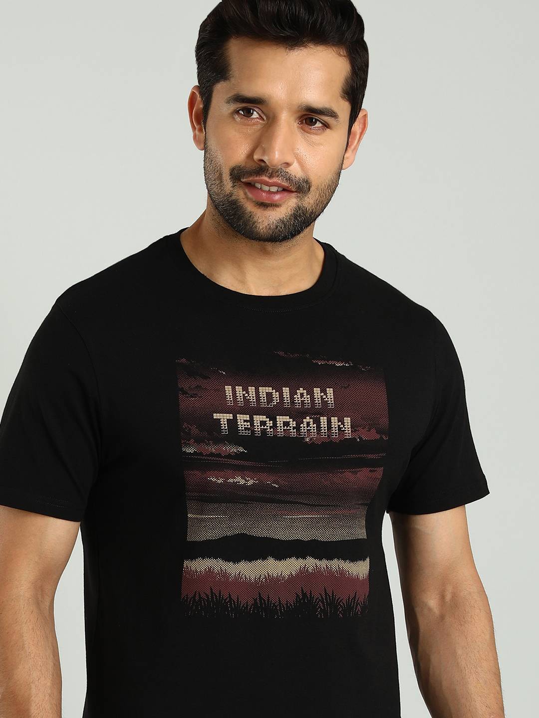 

Indian Terrain Men Graphic Printed Round Neck Cotton T-shirt, Black