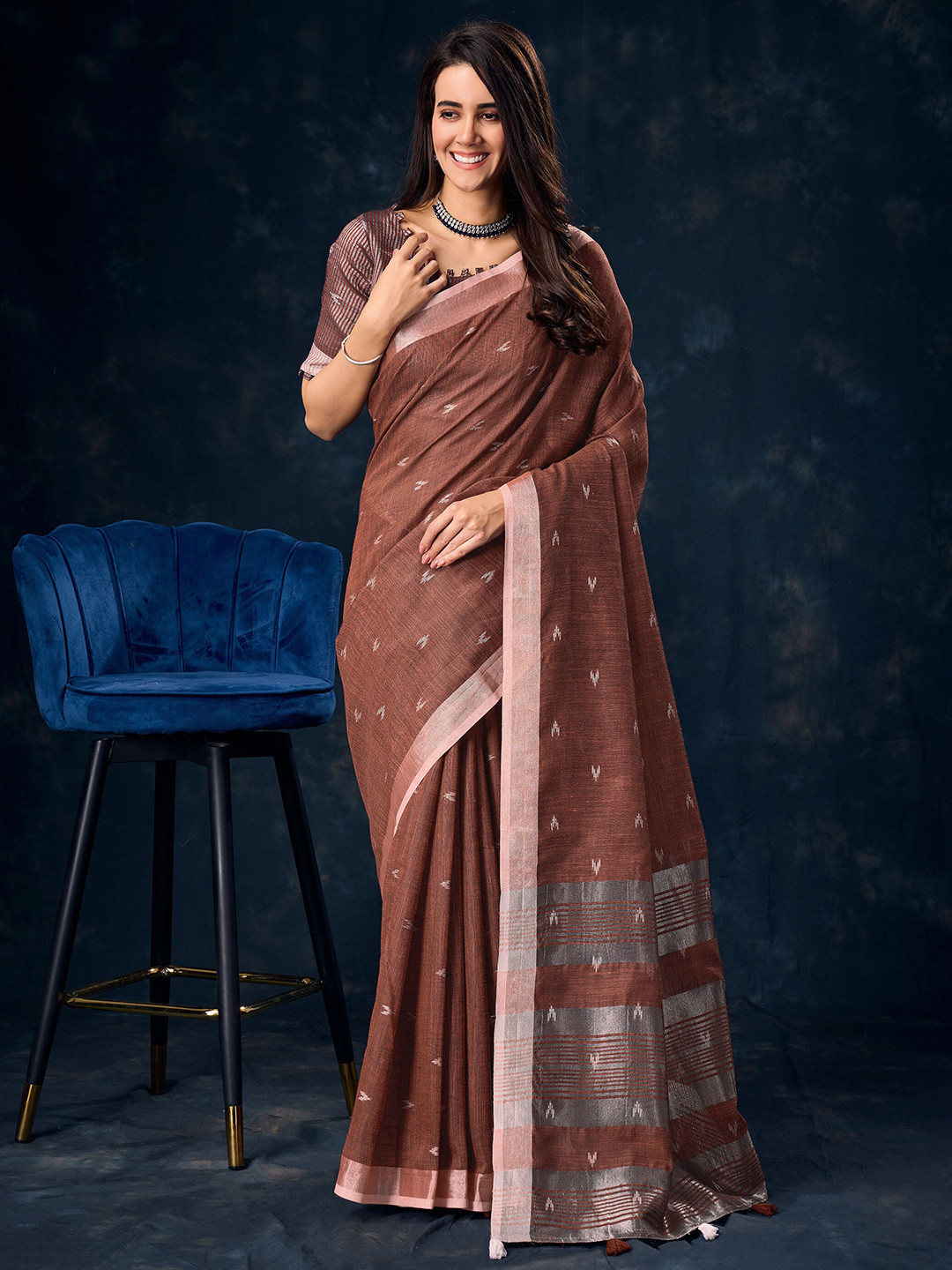 

Mitera Woven Design Pure Linen Saree, Brown