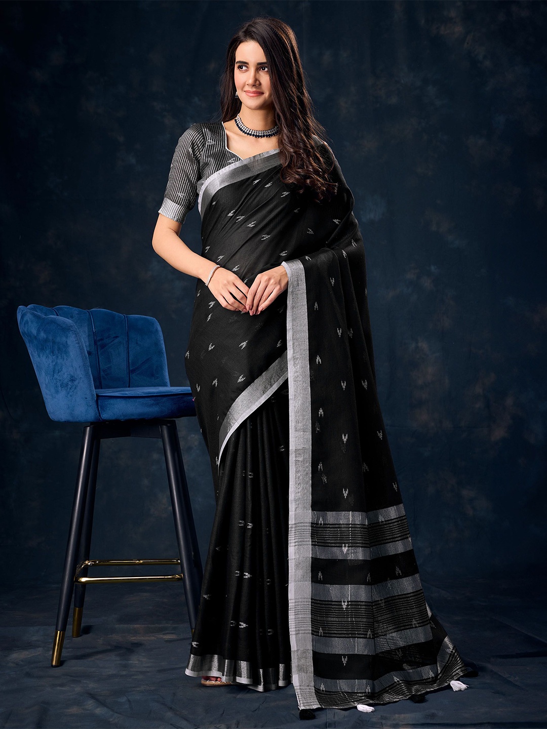

Mitera Woven Design Pure Linen Saree, Black