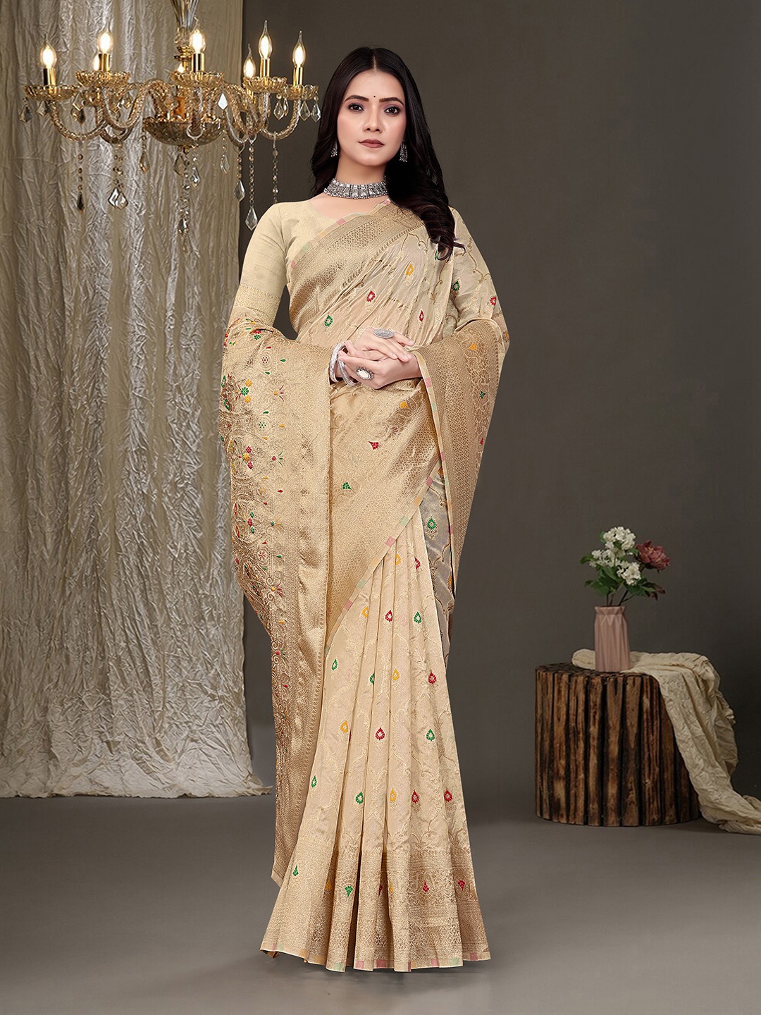 

RUDIT CREATION Woven Design Zari Organza Saree, Cream