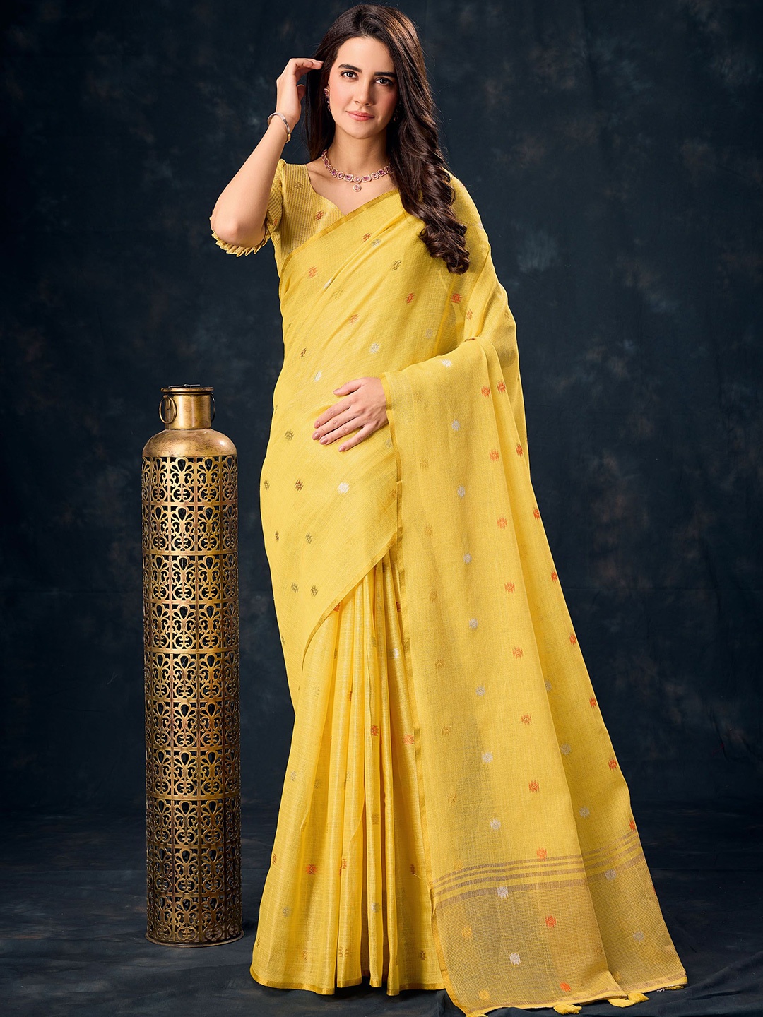 

Mitera Embellished Saree, Yellow