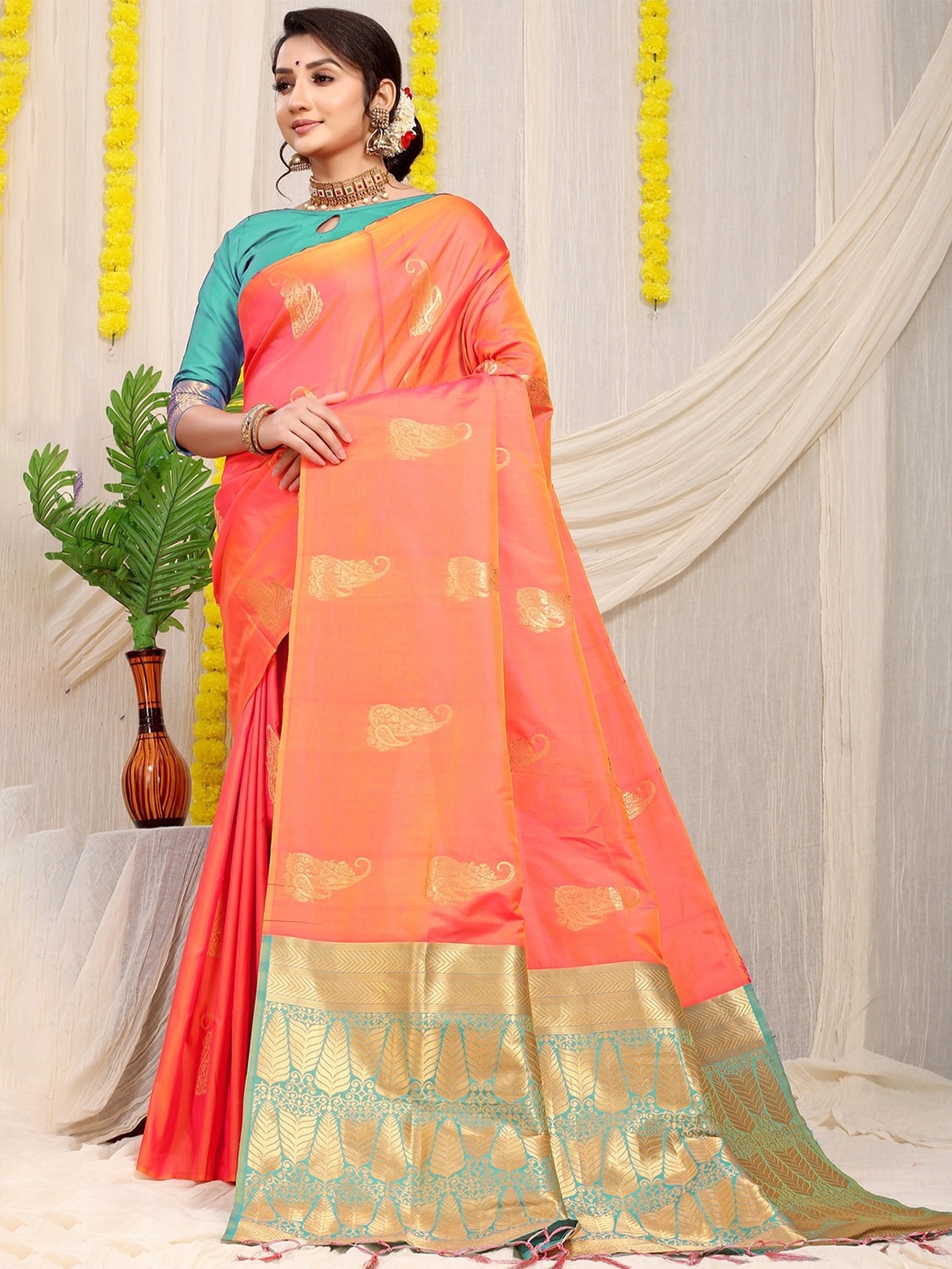 

SGF11 Woven Design Zari Kanjeevaram Saree, Orange