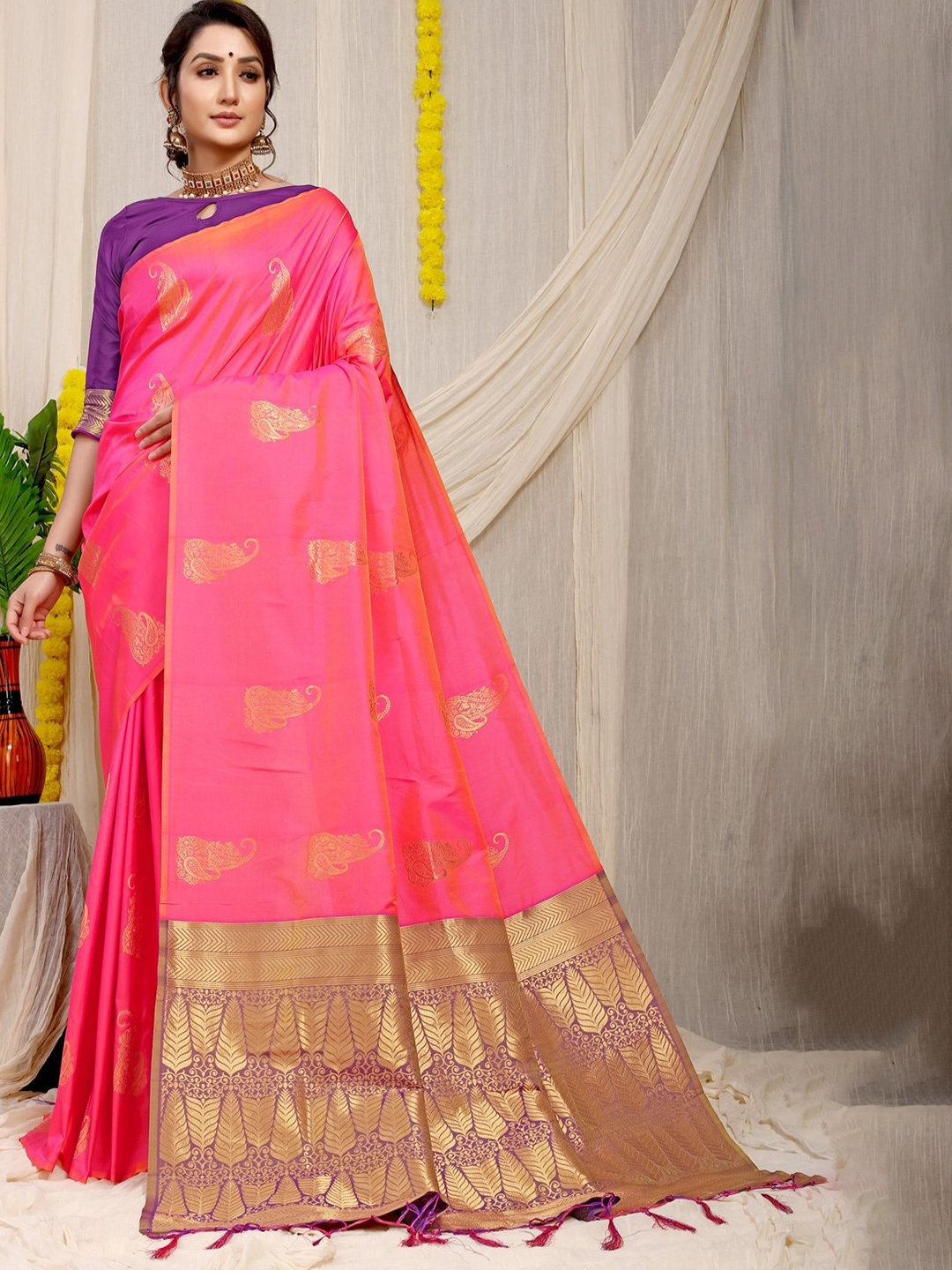 

SGF11 Woven Design Zari Art Silk Kanjeevaram Saree, Pink