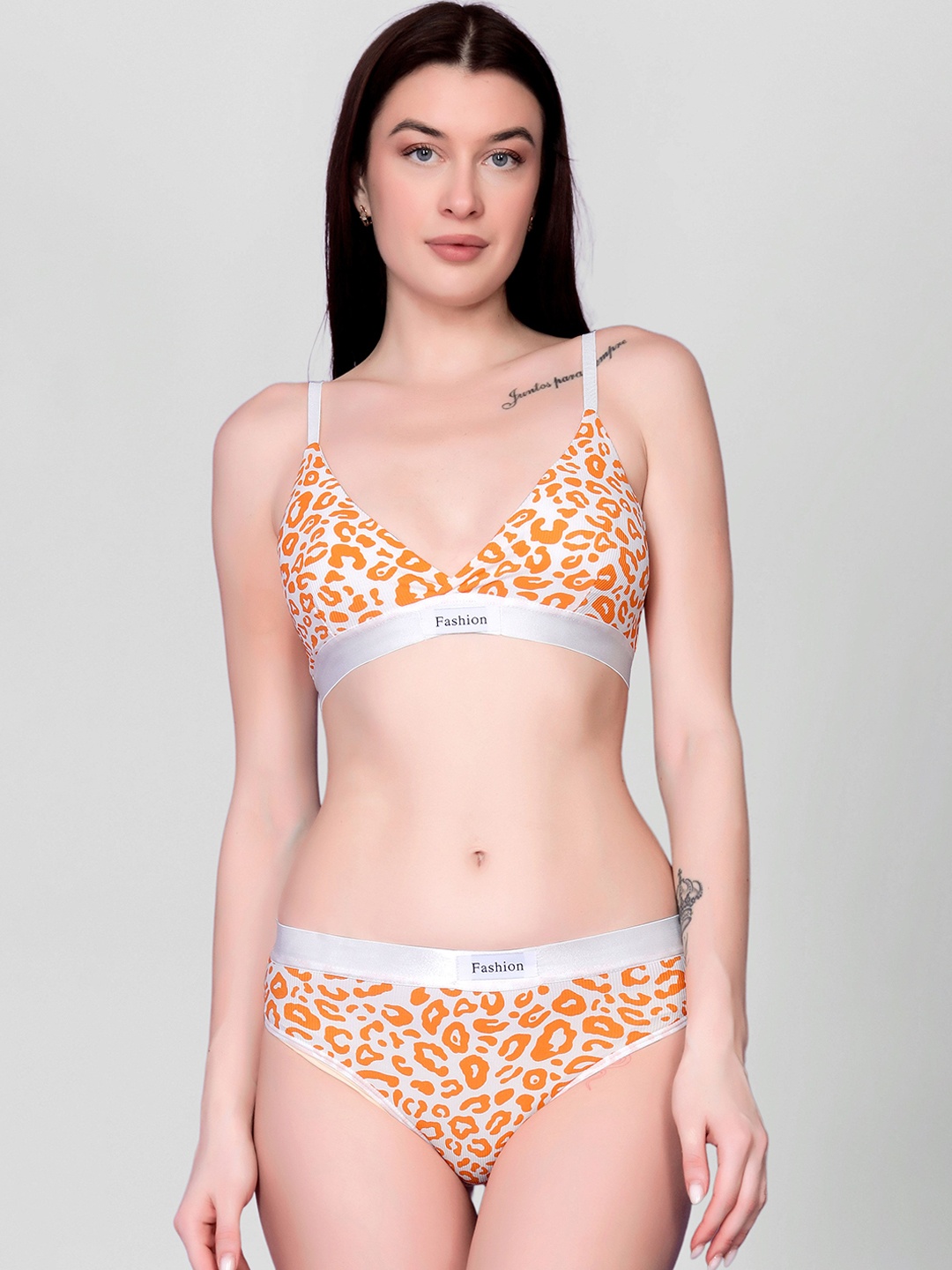 

Spiaty Printed Lightly Padded Lingerie Set, Orange