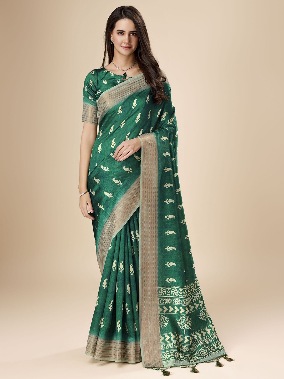 

Mitera Women Sarees, Green