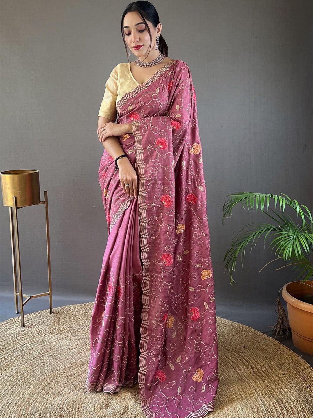 

MySilkLove Floral Embroidered Tussar Saree, Pink