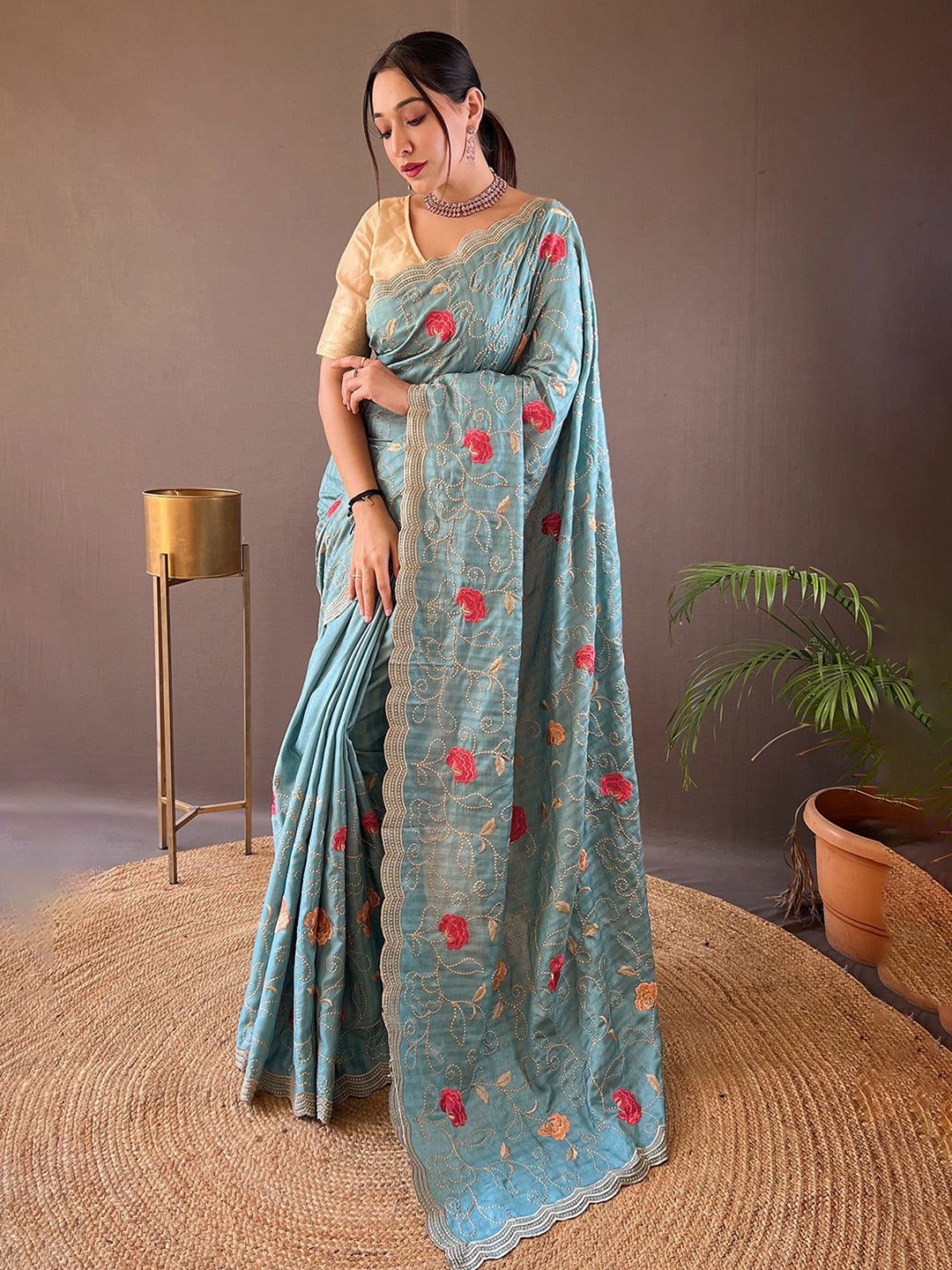 

MySilkLove Floral Embroidered Tussar Saree, Blue