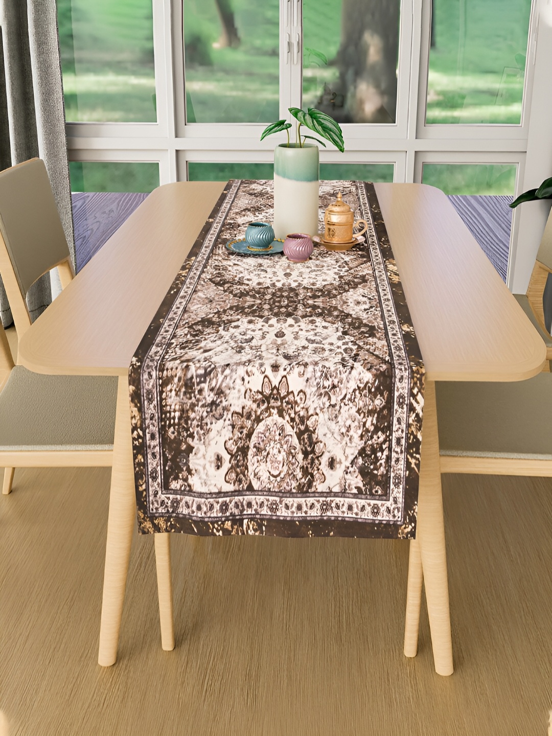 

Kuber Industries Brown & White Printed Velvet Table Runner