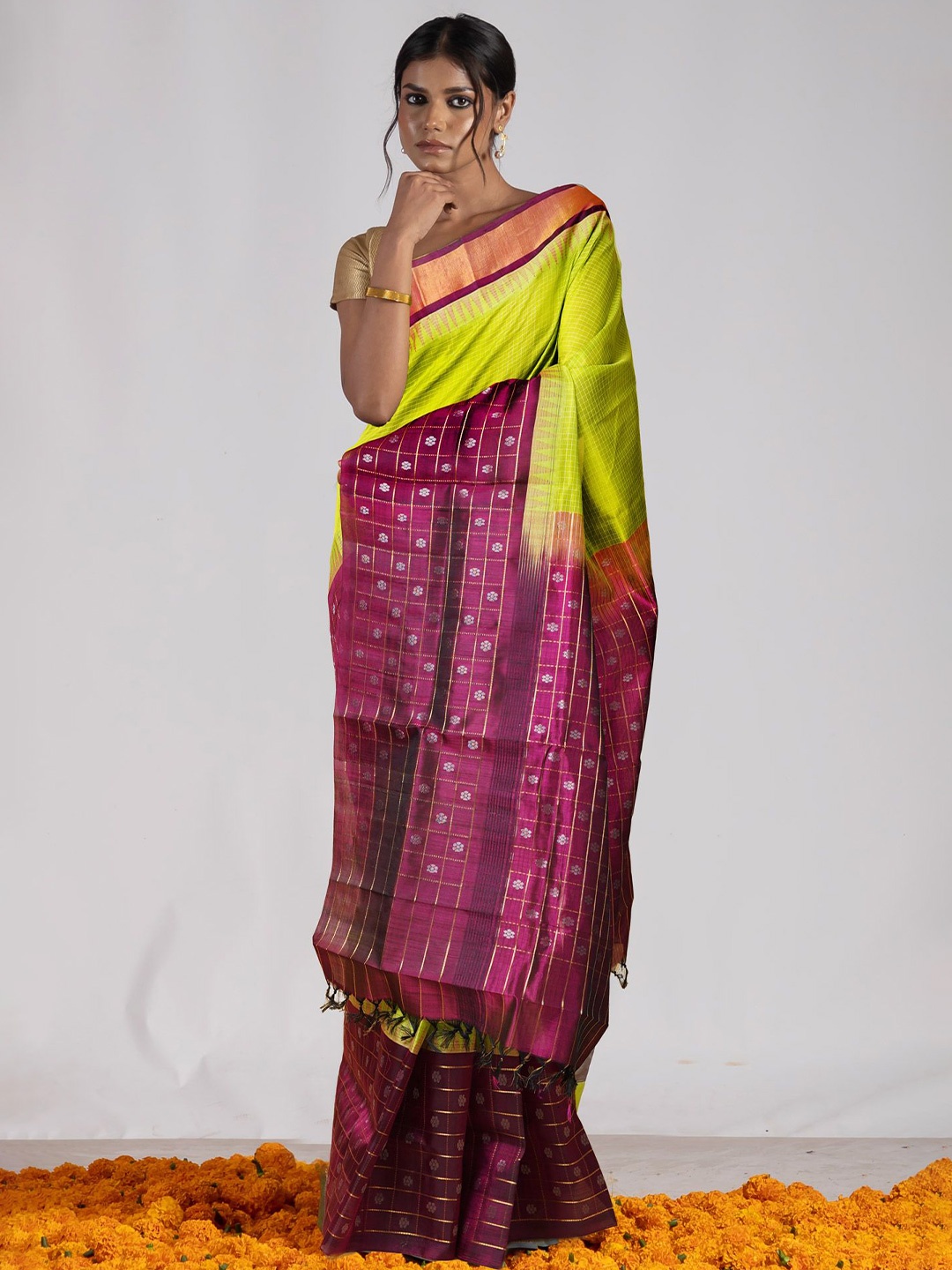

Unnati Silks Woven Design Zari Pure Silk Handloom Saree, Green