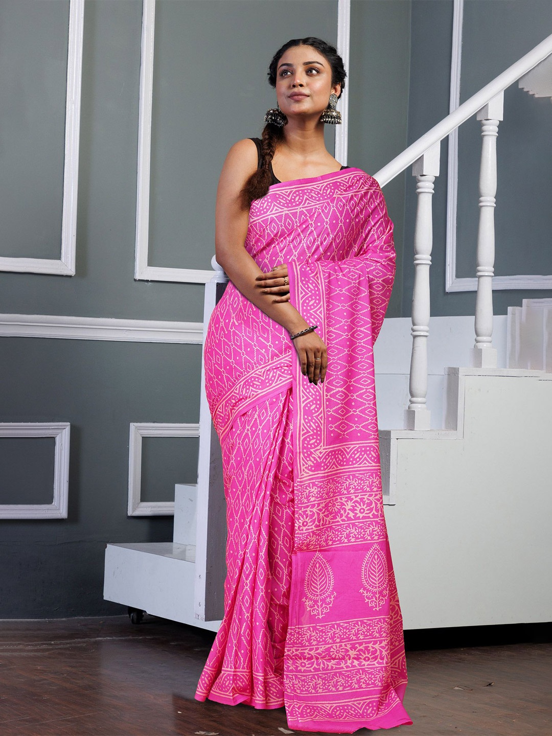 

Unnati Silks Ethnic Motifs Pure Cotton Handloom Block Print Saree, Pink