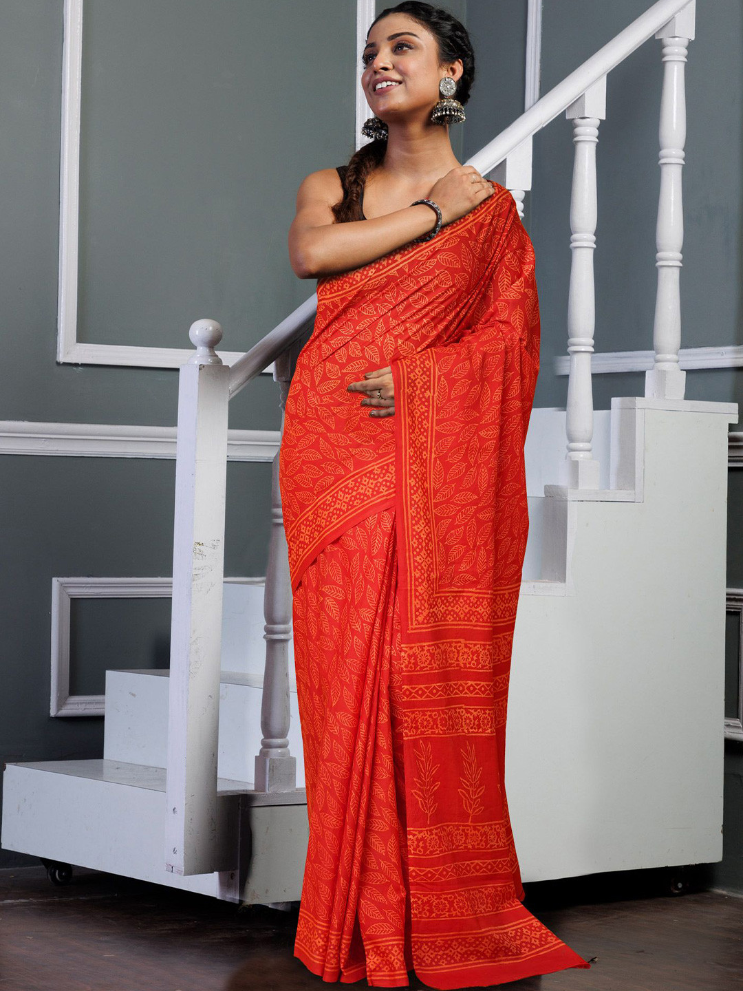 

Unnati Silks Ethnic Motifs Pure Cotton Handloom Block Print Saree, Red